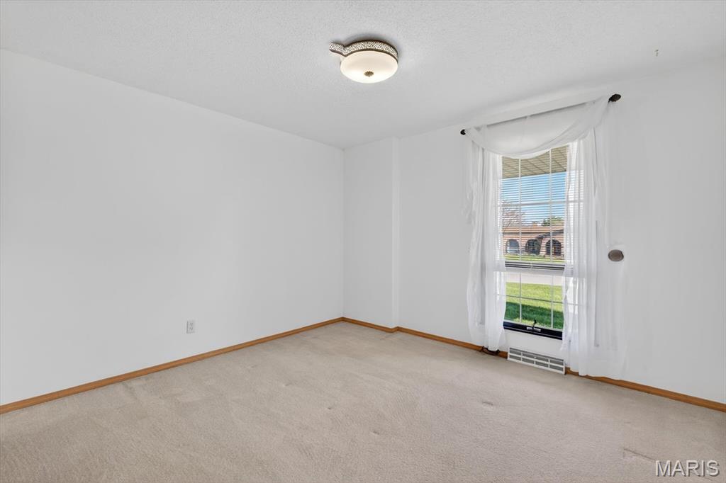 1712 Saint Andrews Drive