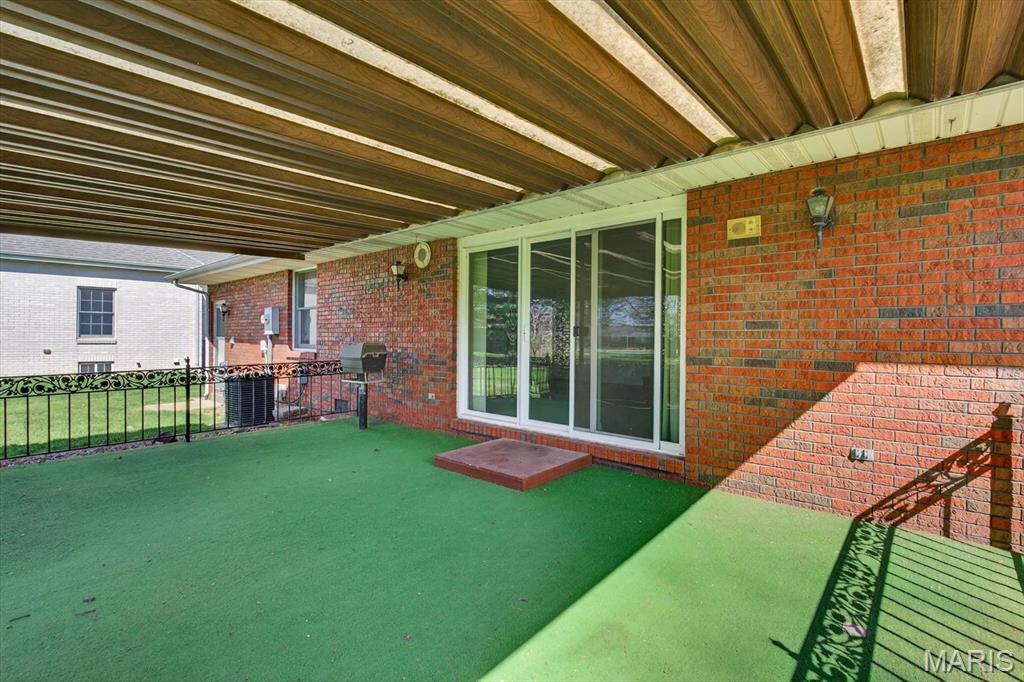 1712 Saint Andrews Drive