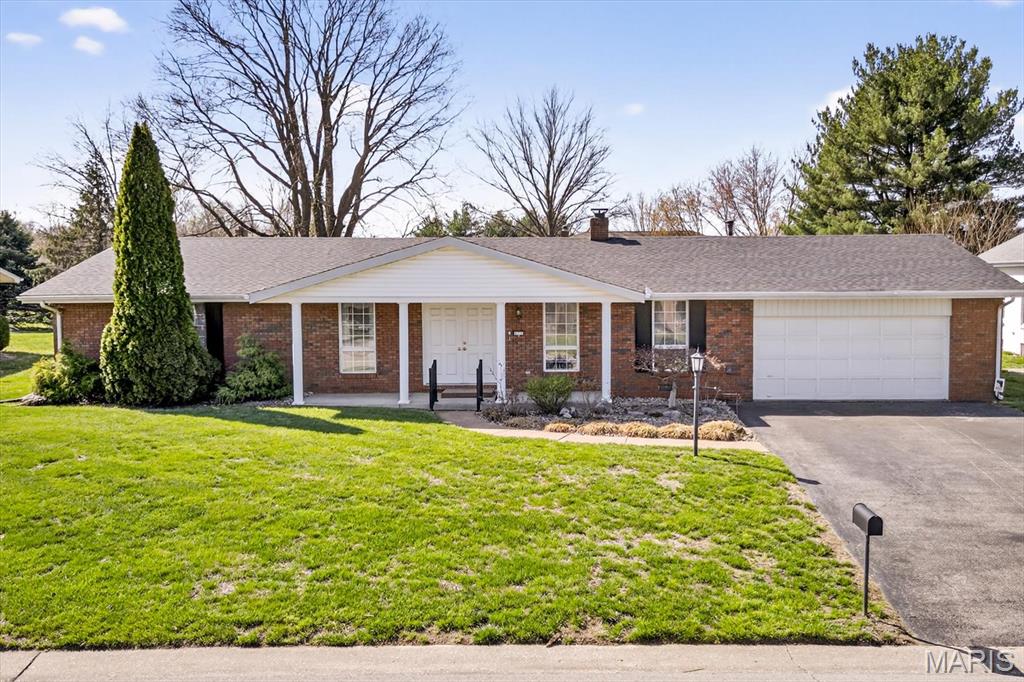 1712 Saint Andrews Drive