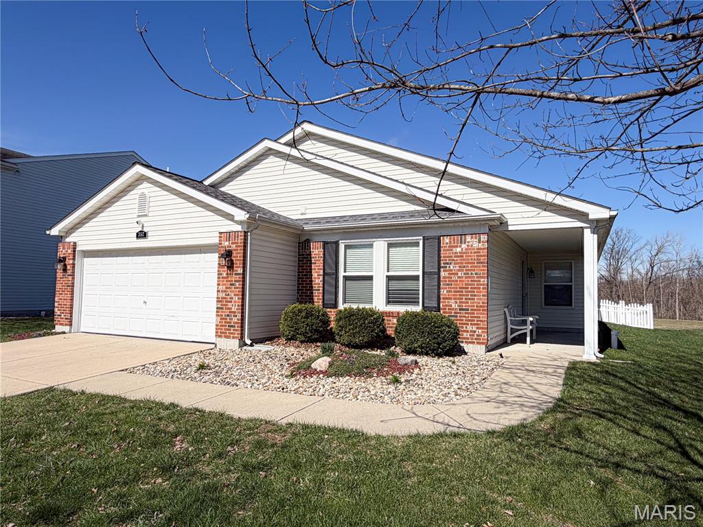 352 Falling Leaf Way