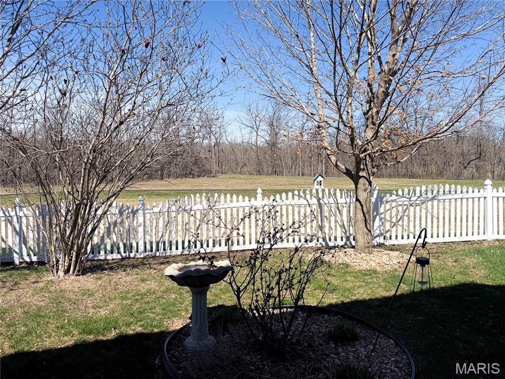 352 Falling Leaf Way