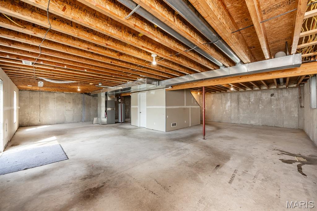 905 Chesapeake Junction