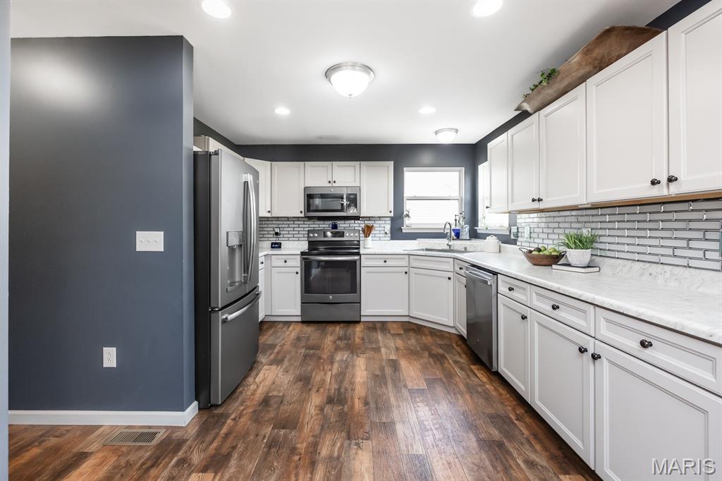 2725 Cedar Grove Drive