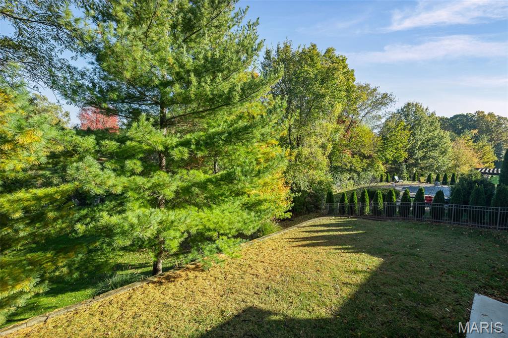 121 Somerset Drive