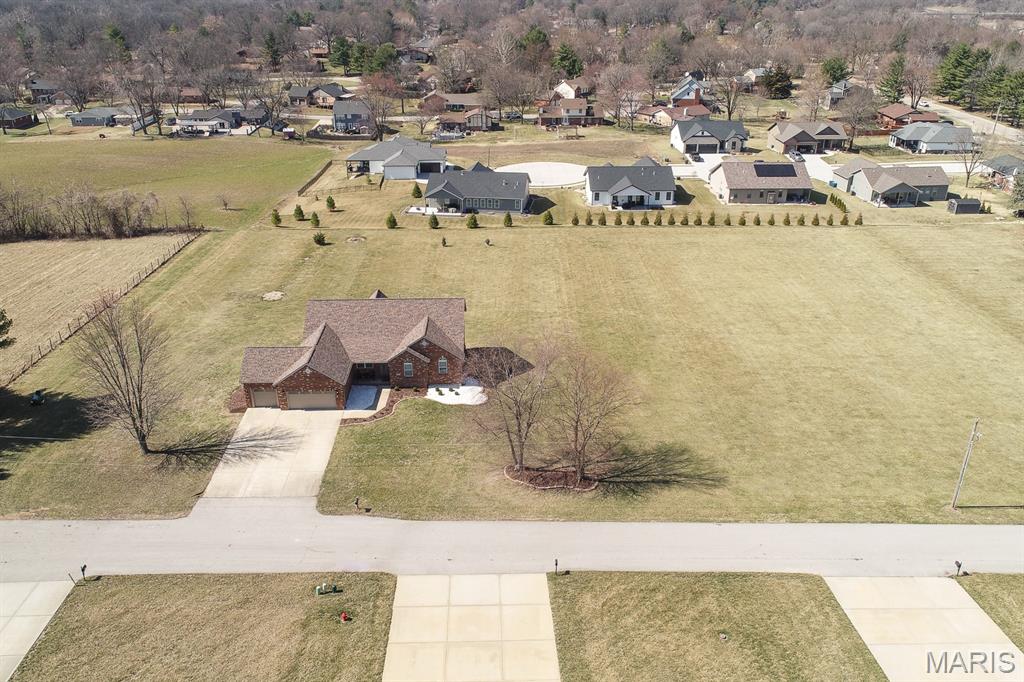 5 Pioneer Trail