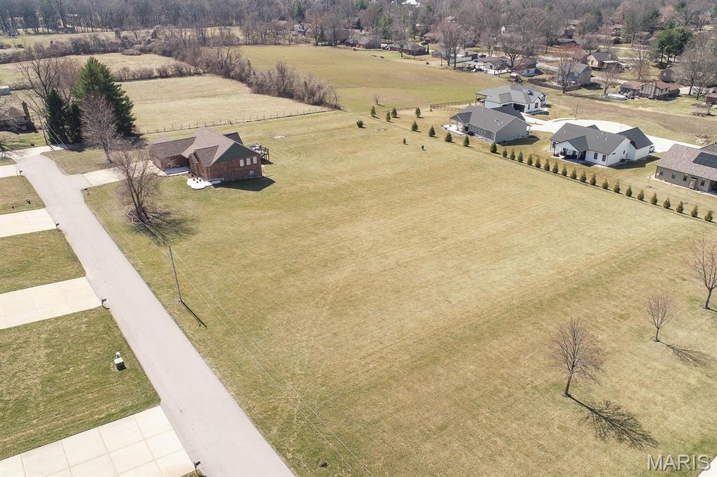 5 Pioneer Trail