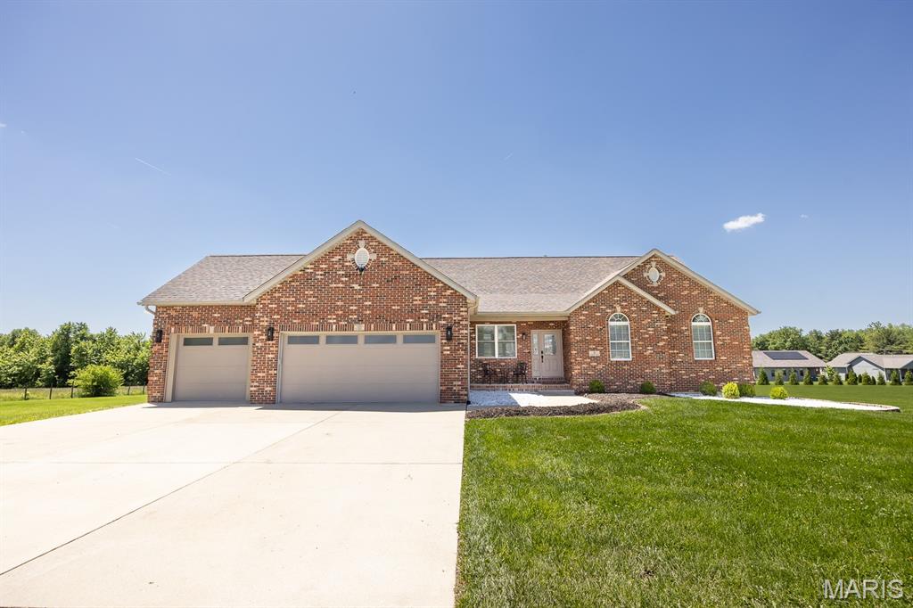 5 Pioneer Trail