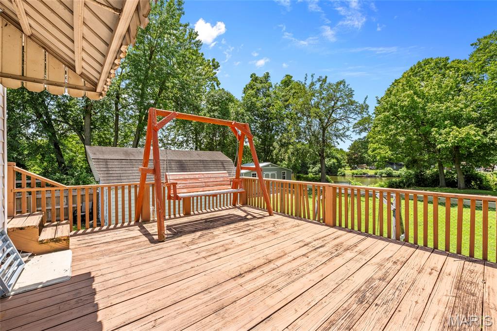 229 Chouteau Point