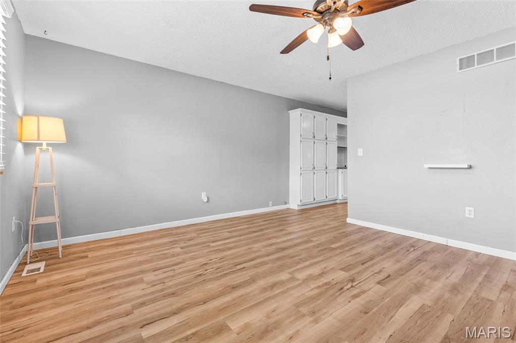 229 Chouteau Point