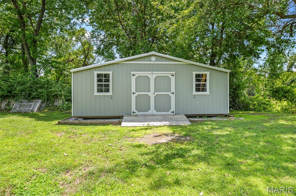 229 Chouteau Point