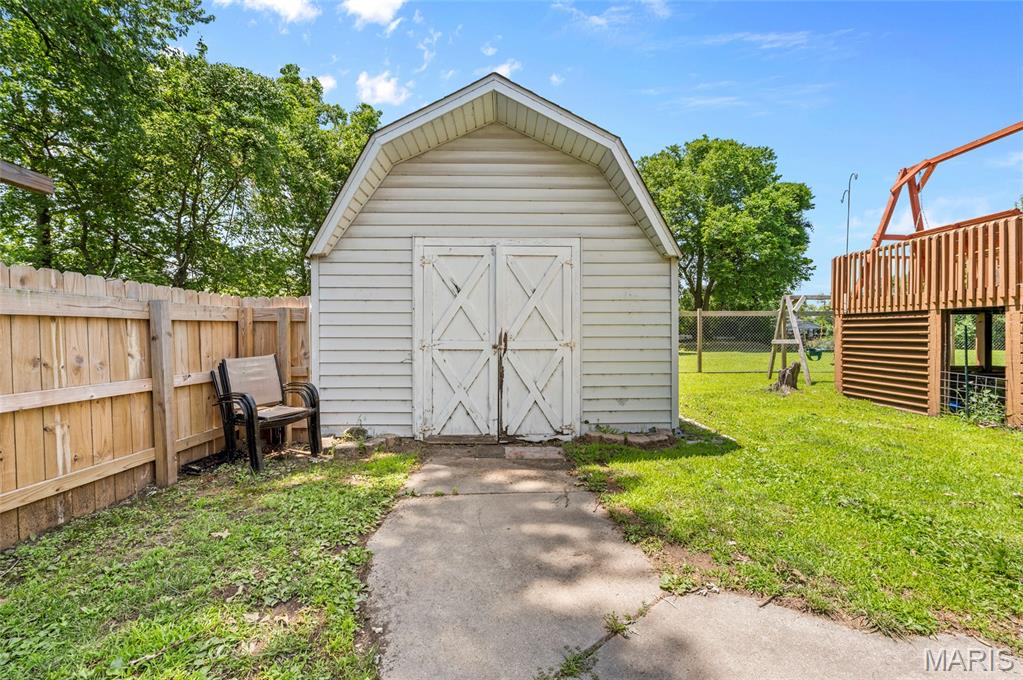 229 Chouteau Point
