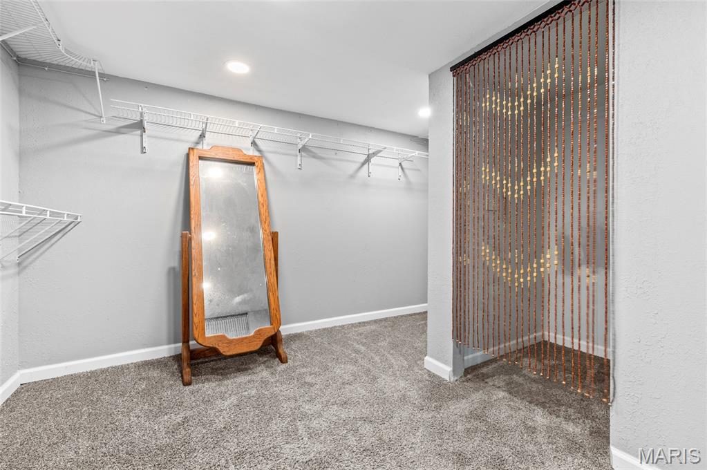 229 Chouteau Point