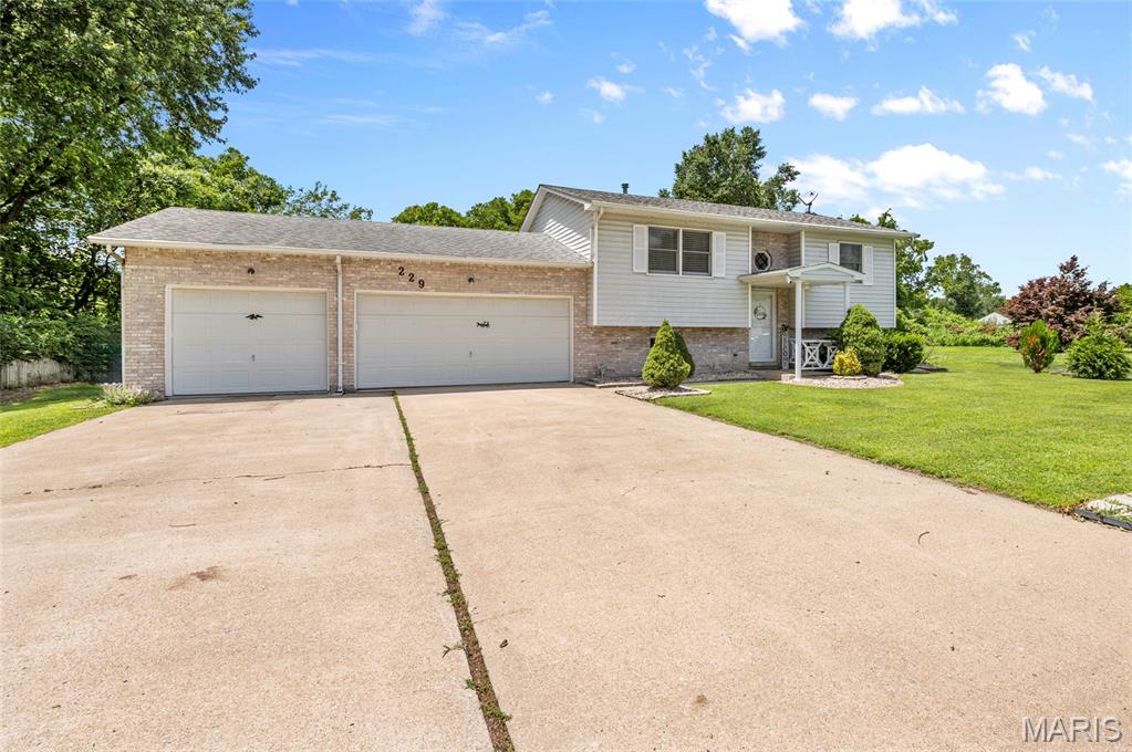 229 Chouteau Point