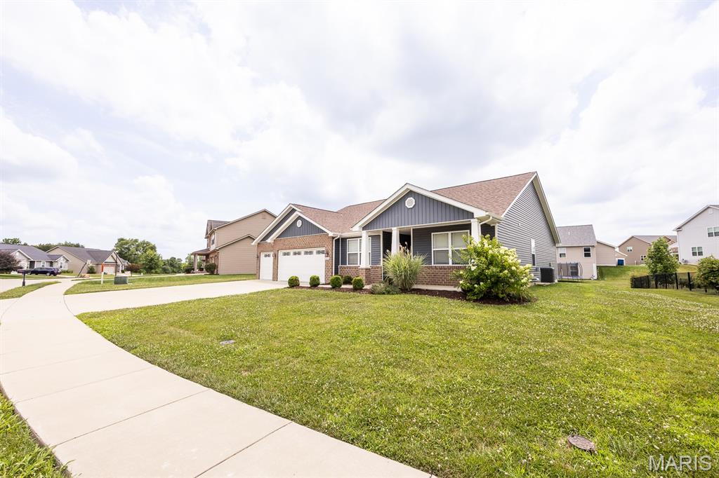 2658 London Lane