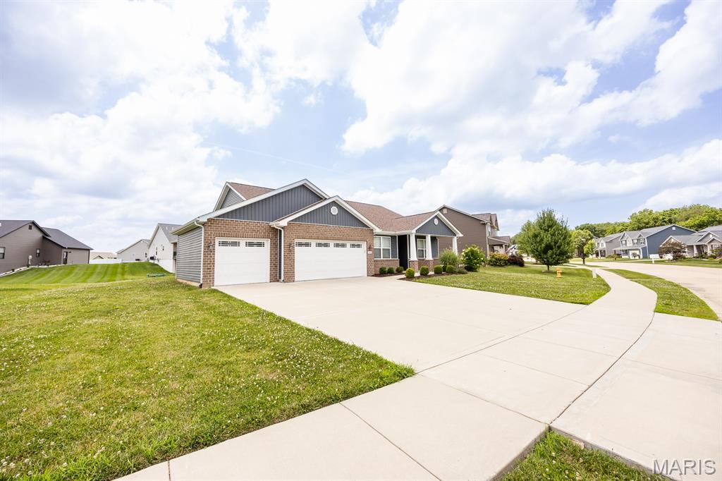 2658 London Lane