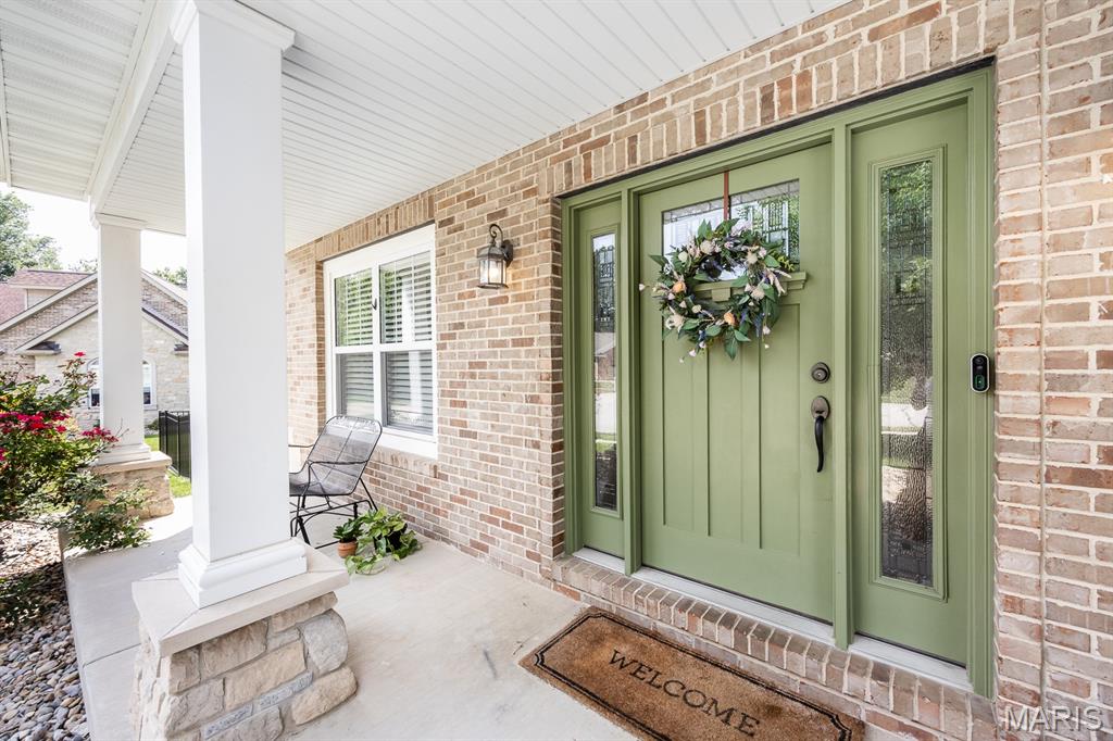905 Chevalier Lane