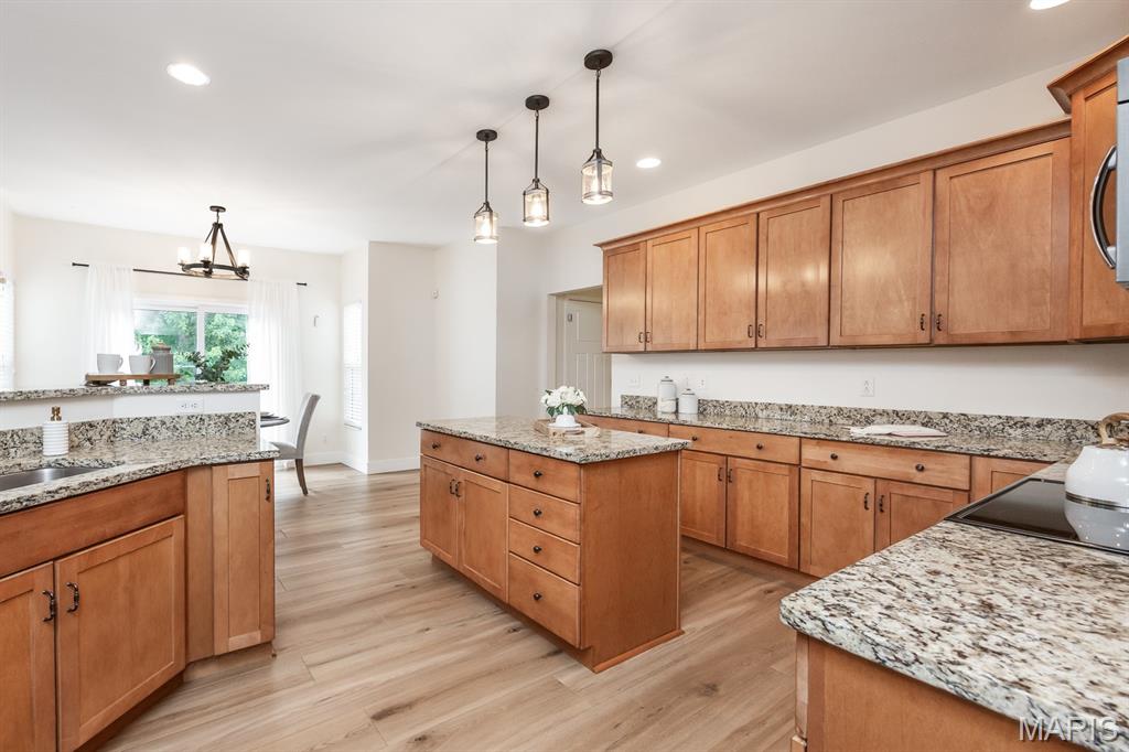 905 Chevalier Lane