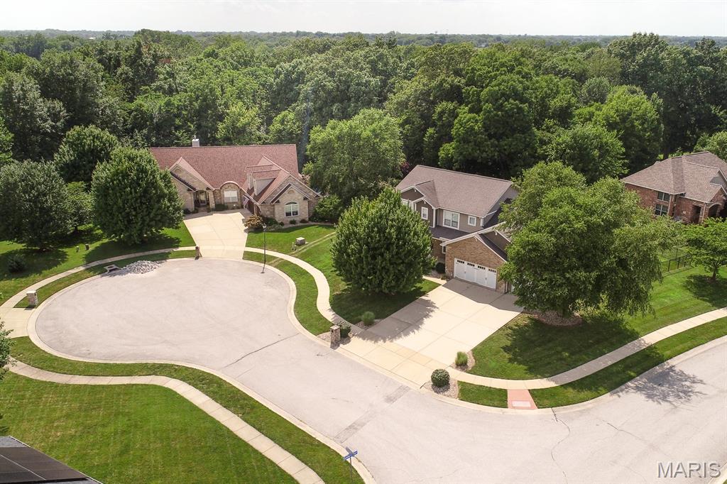 905 Chevalier Lane