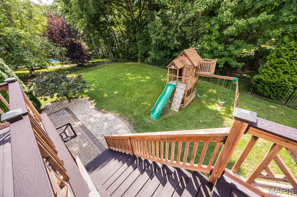 905 Chevalier Lane