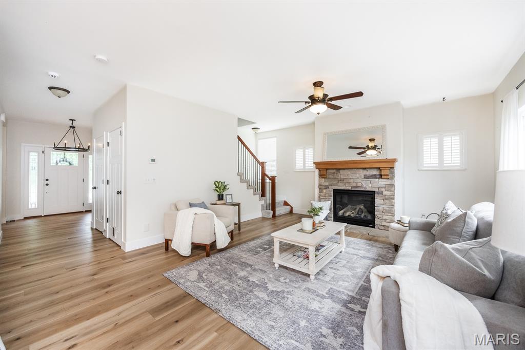 905 Chevalier Lane