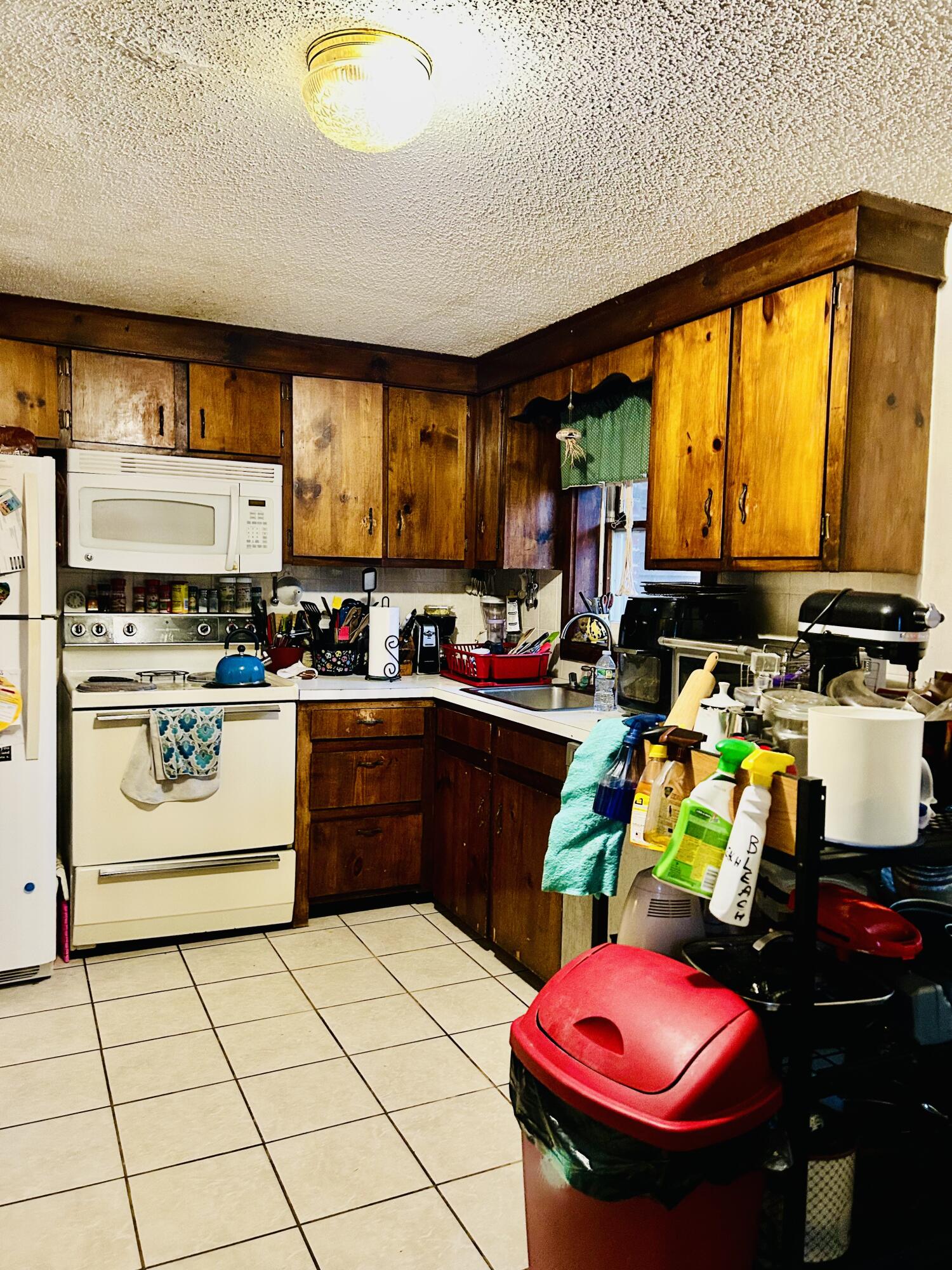1074 Hallowell Litchfield Road