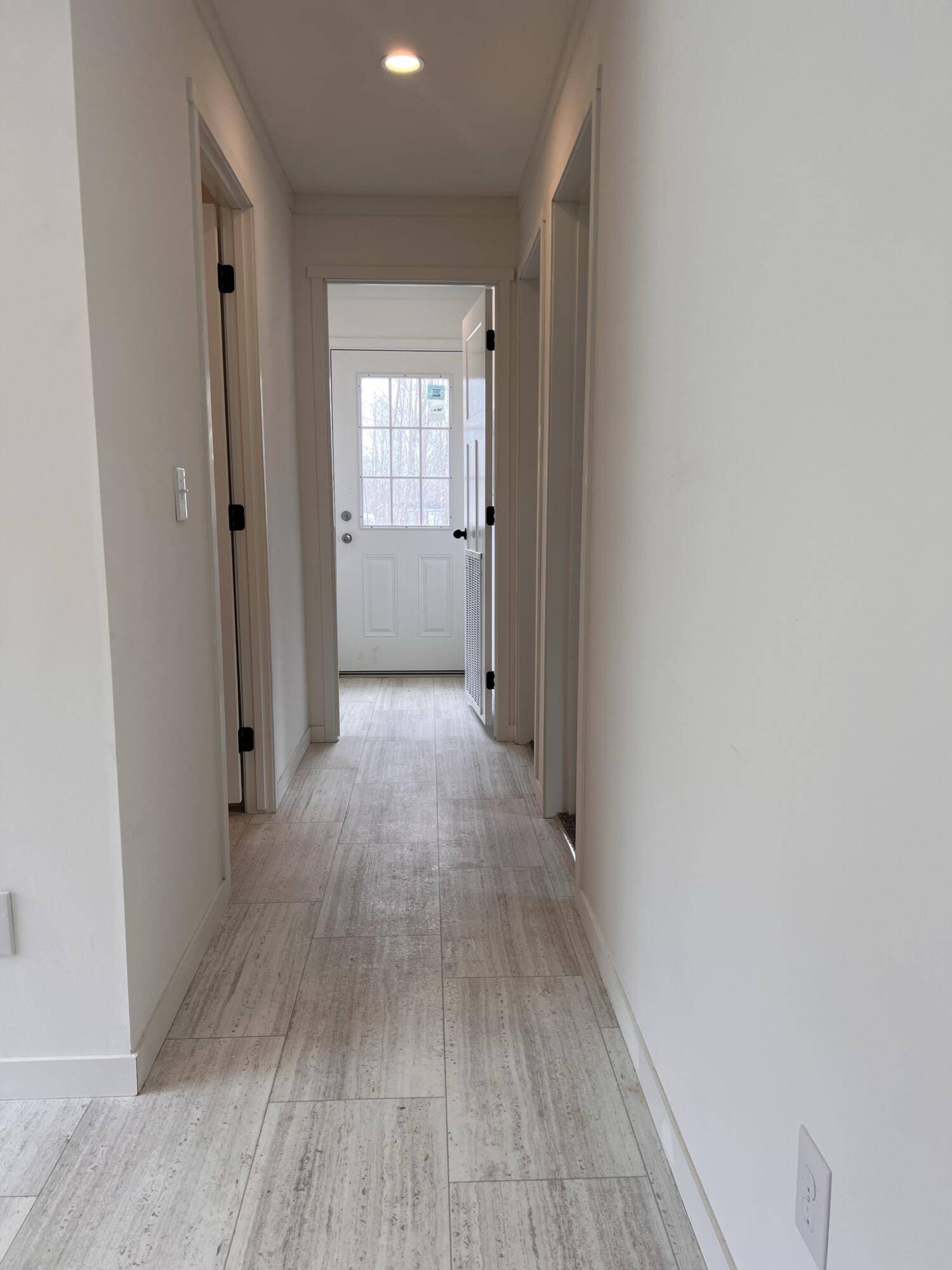 32 N Greenridge Heights