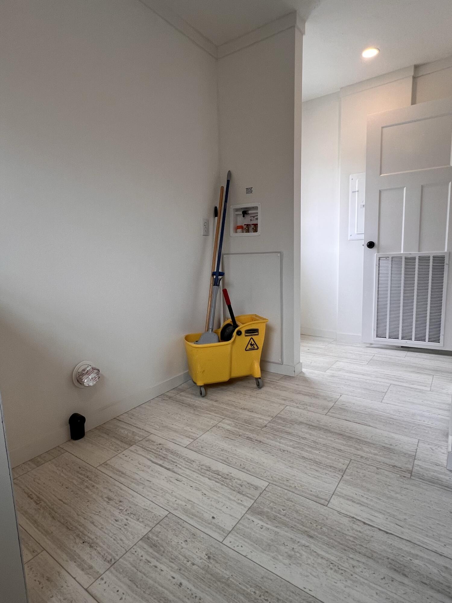 32 N Greenridge Heights