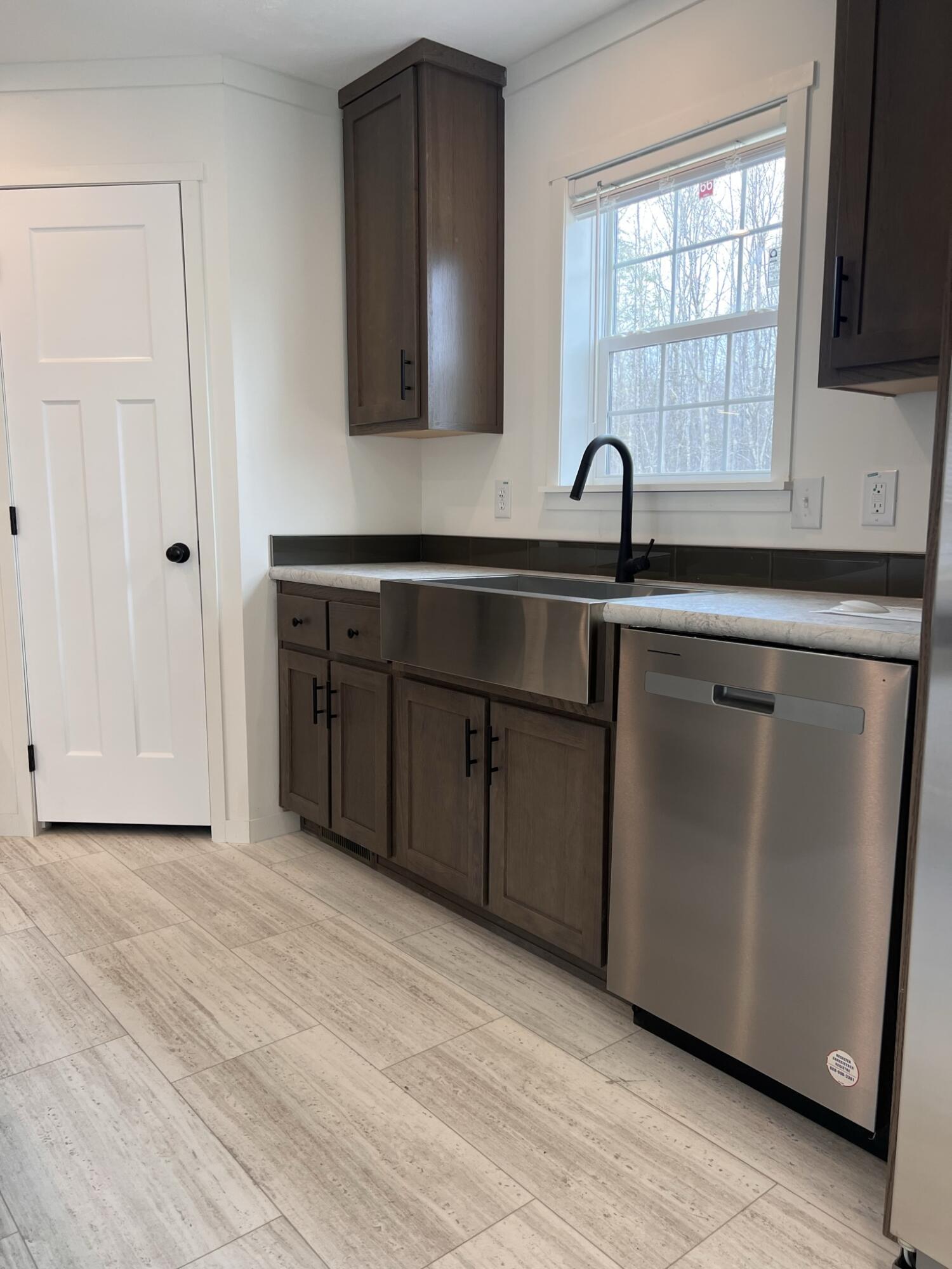 32 N Greenridge Heights