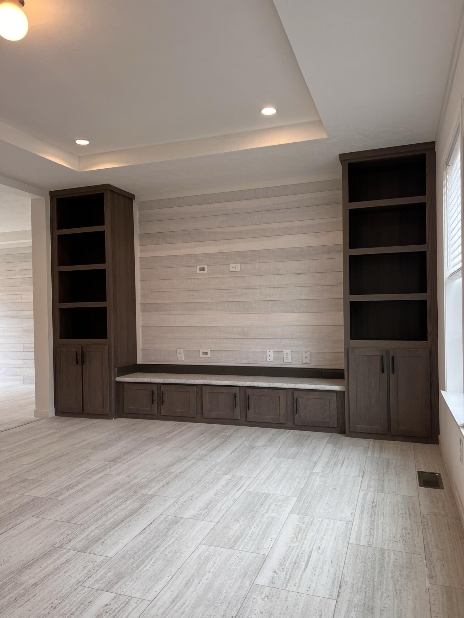 32 N Greenridge Heights