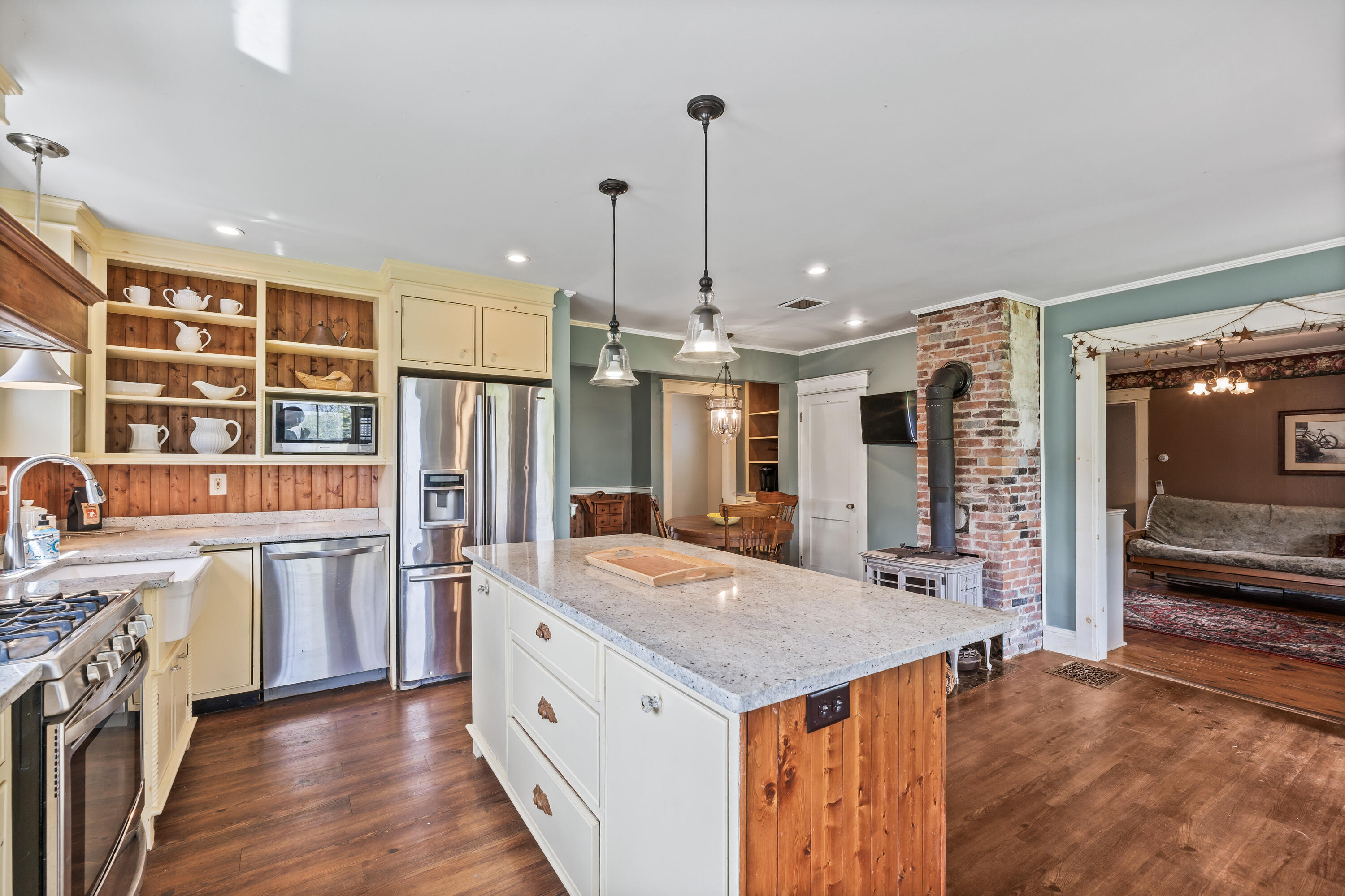 379 Belgrade Road