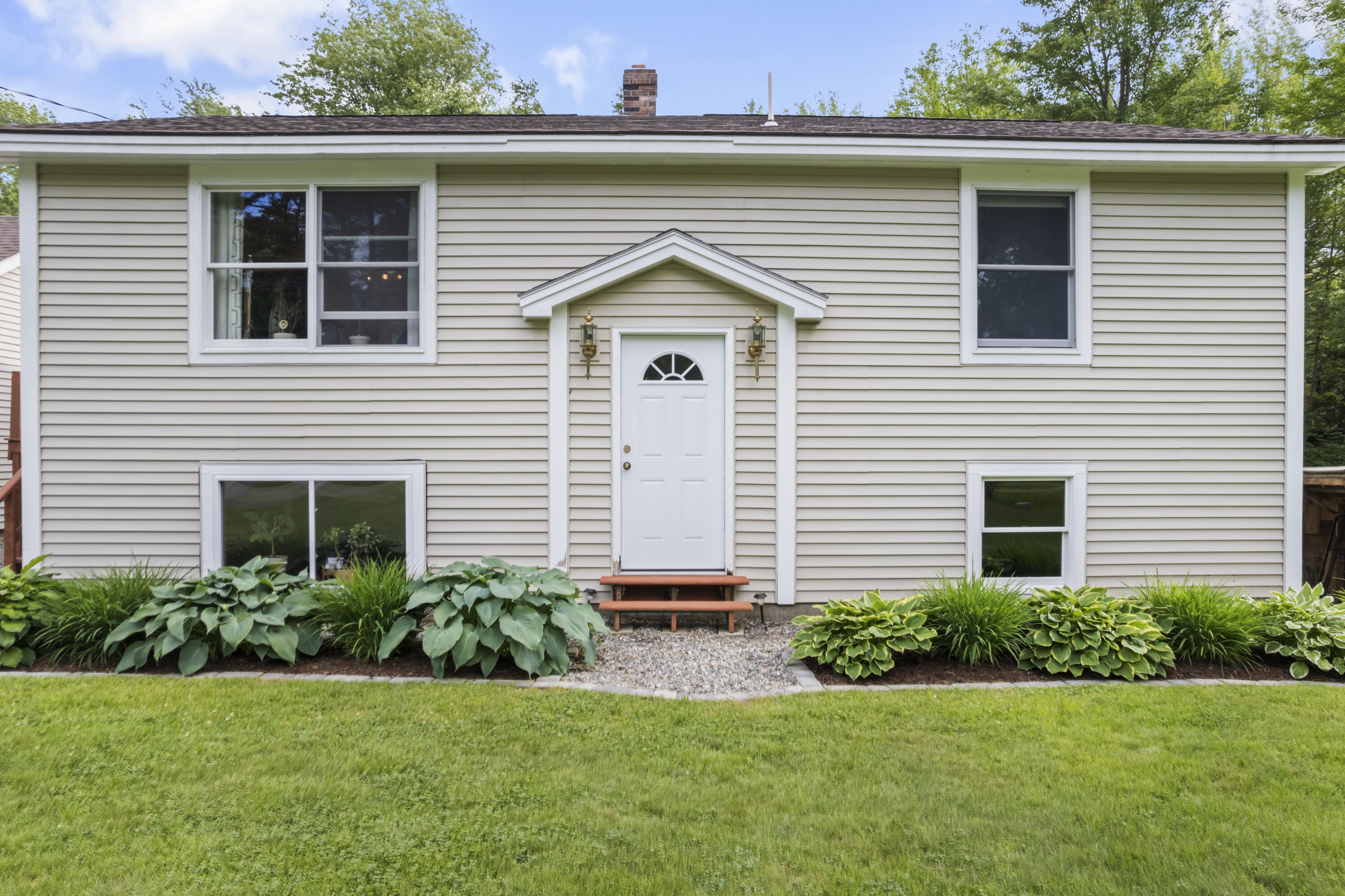 30 Meadow Brook Drive