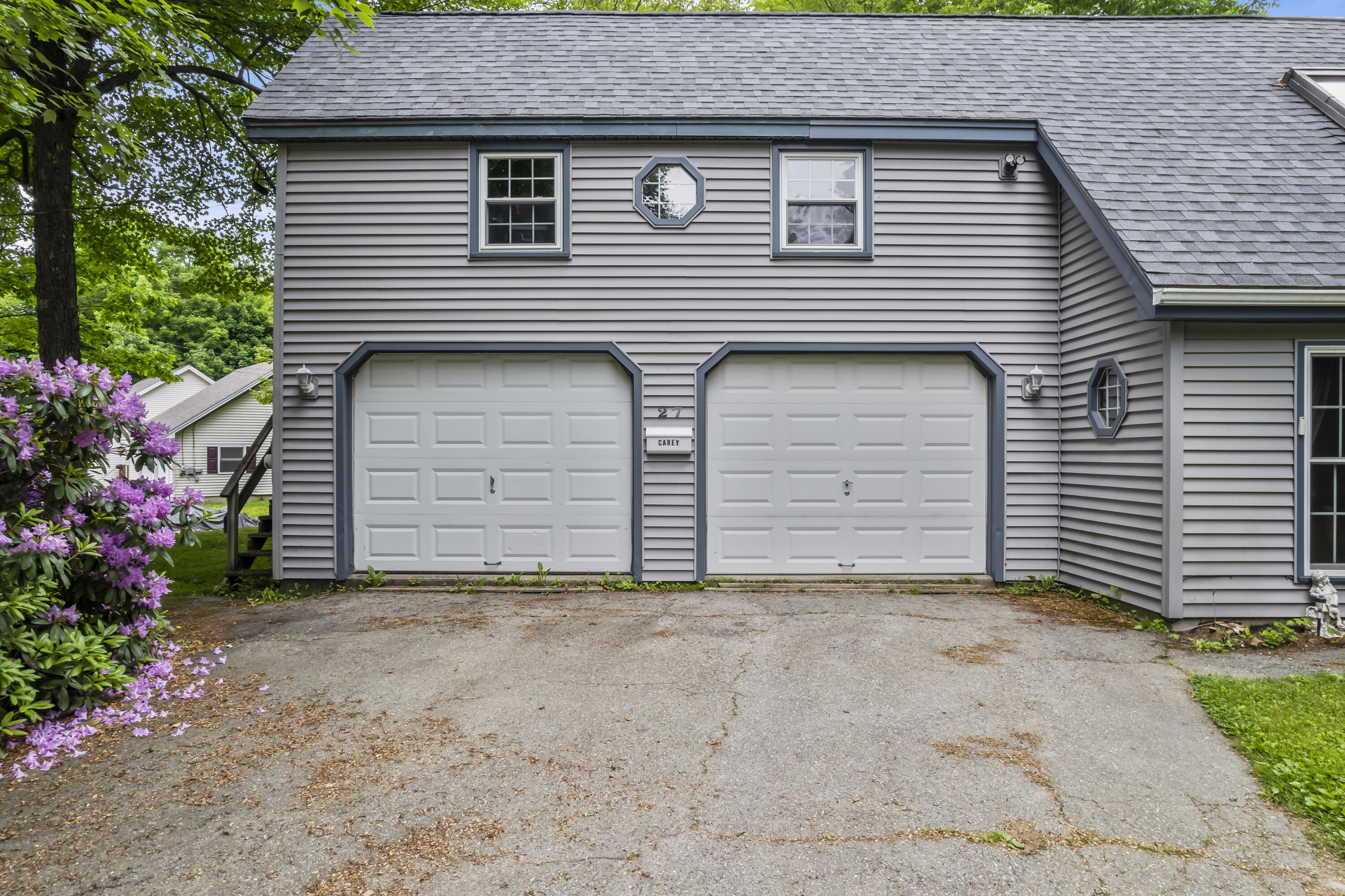 27 Philip Avenue