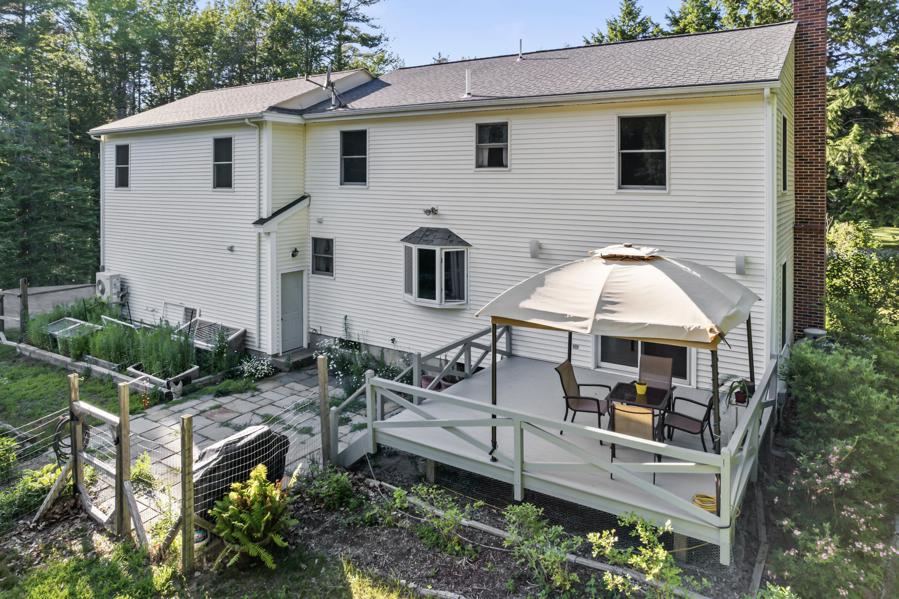 40 Westwind Drive