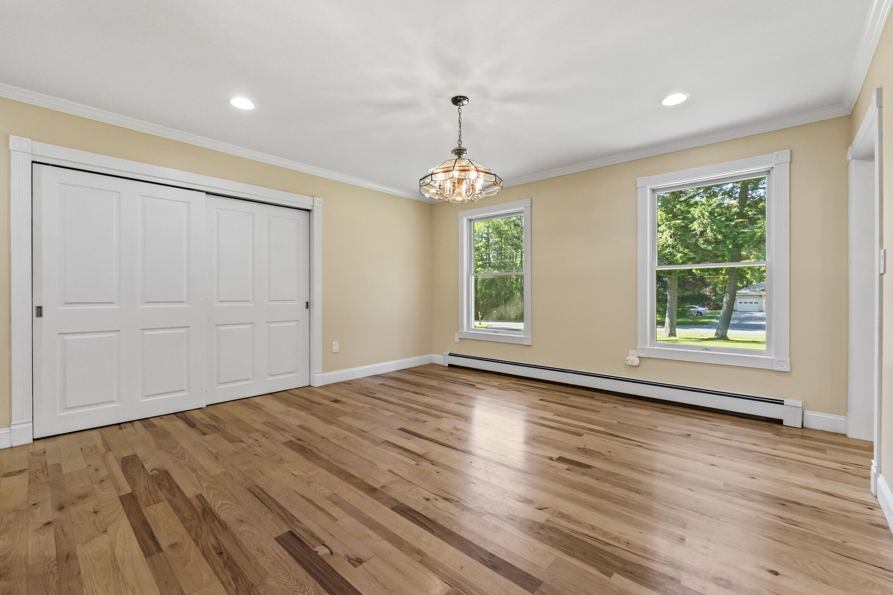40 Westwind Drive