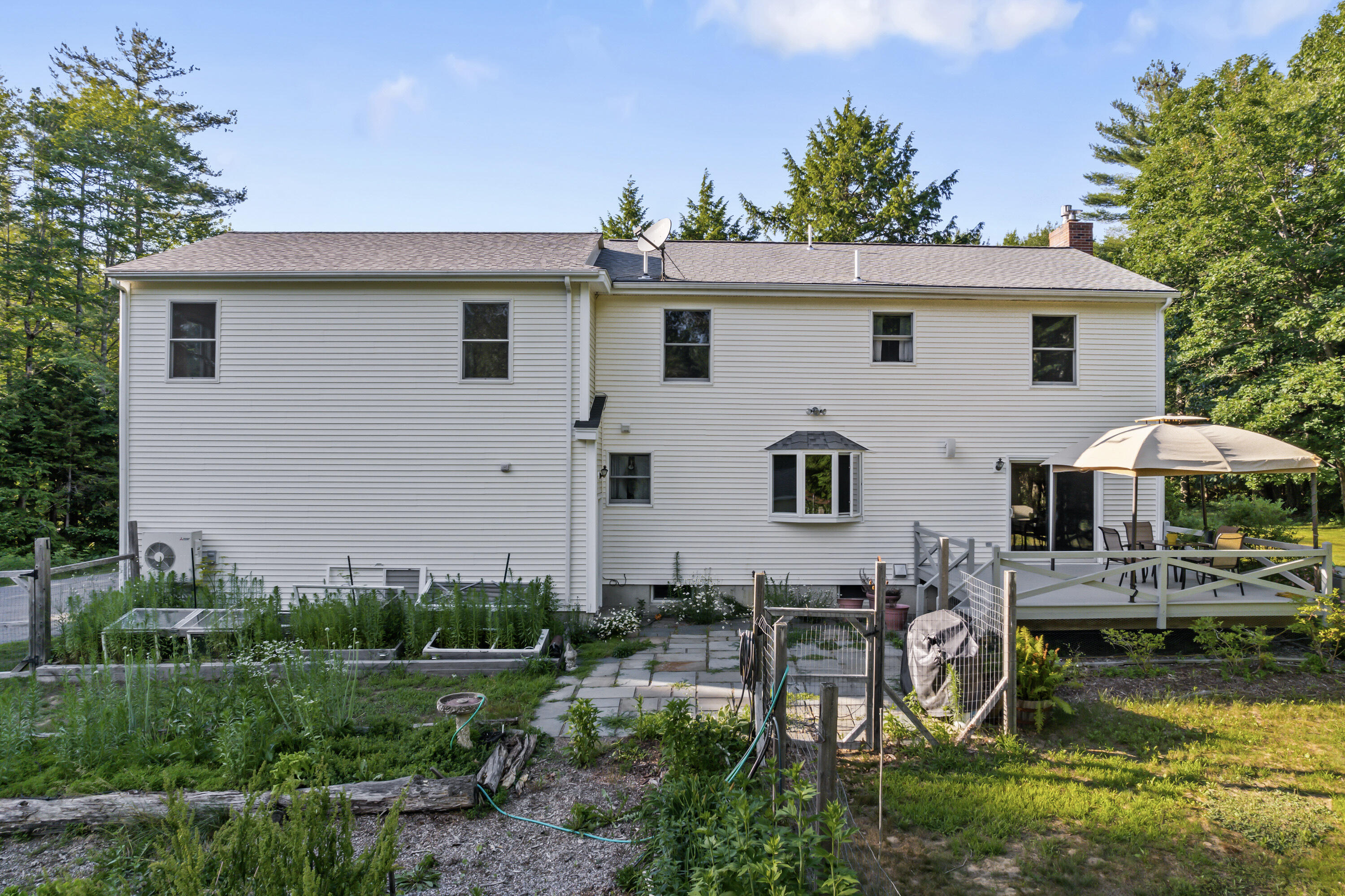 40 Westwind Drive