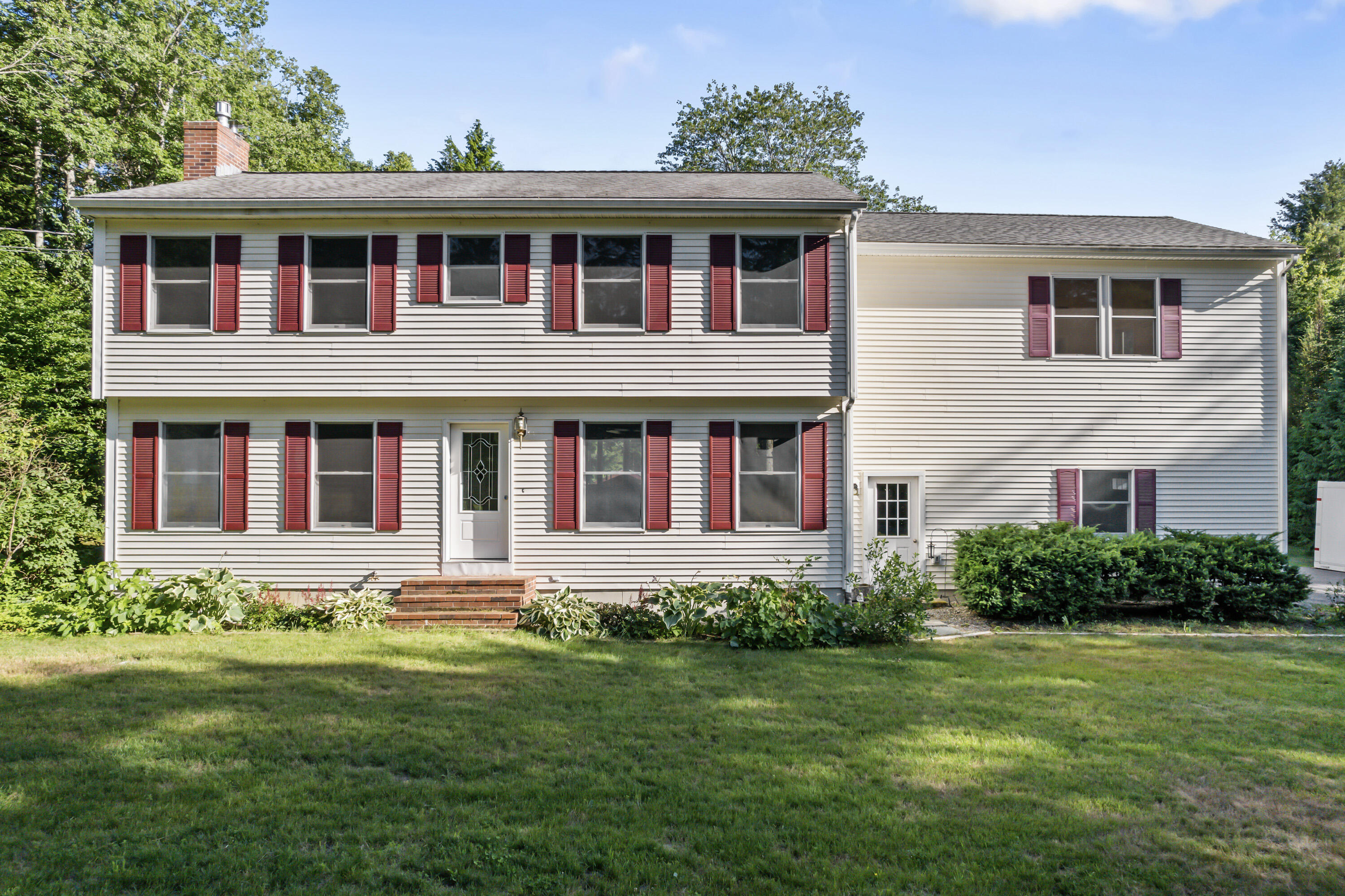 40 Westwind Drive