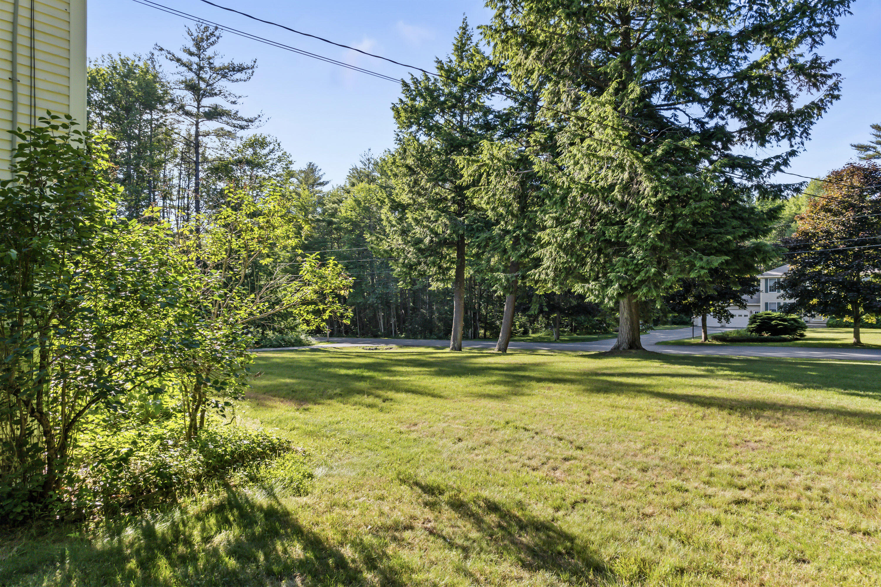 40 Westwind Drive