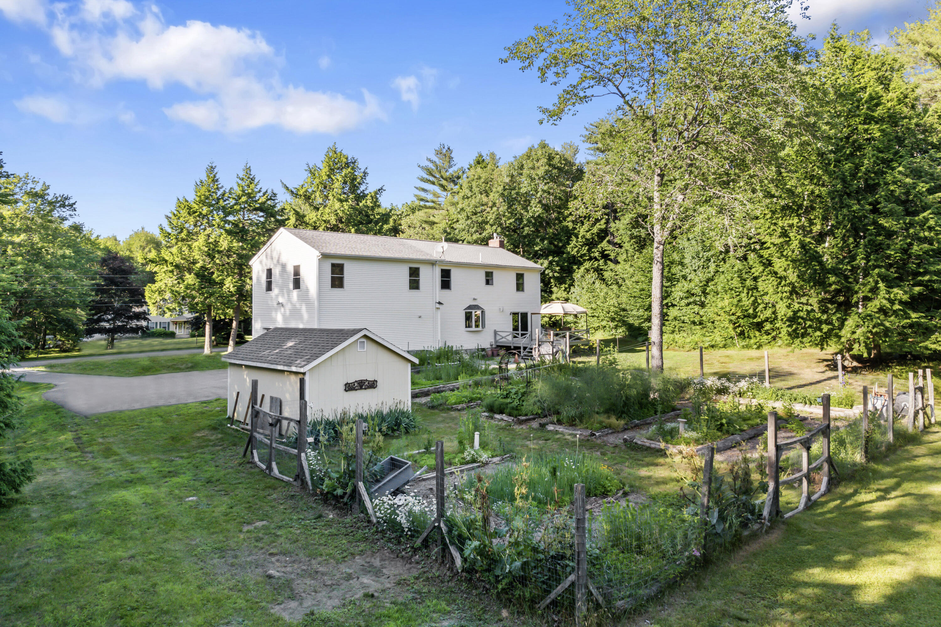 40 Westwind Drive
