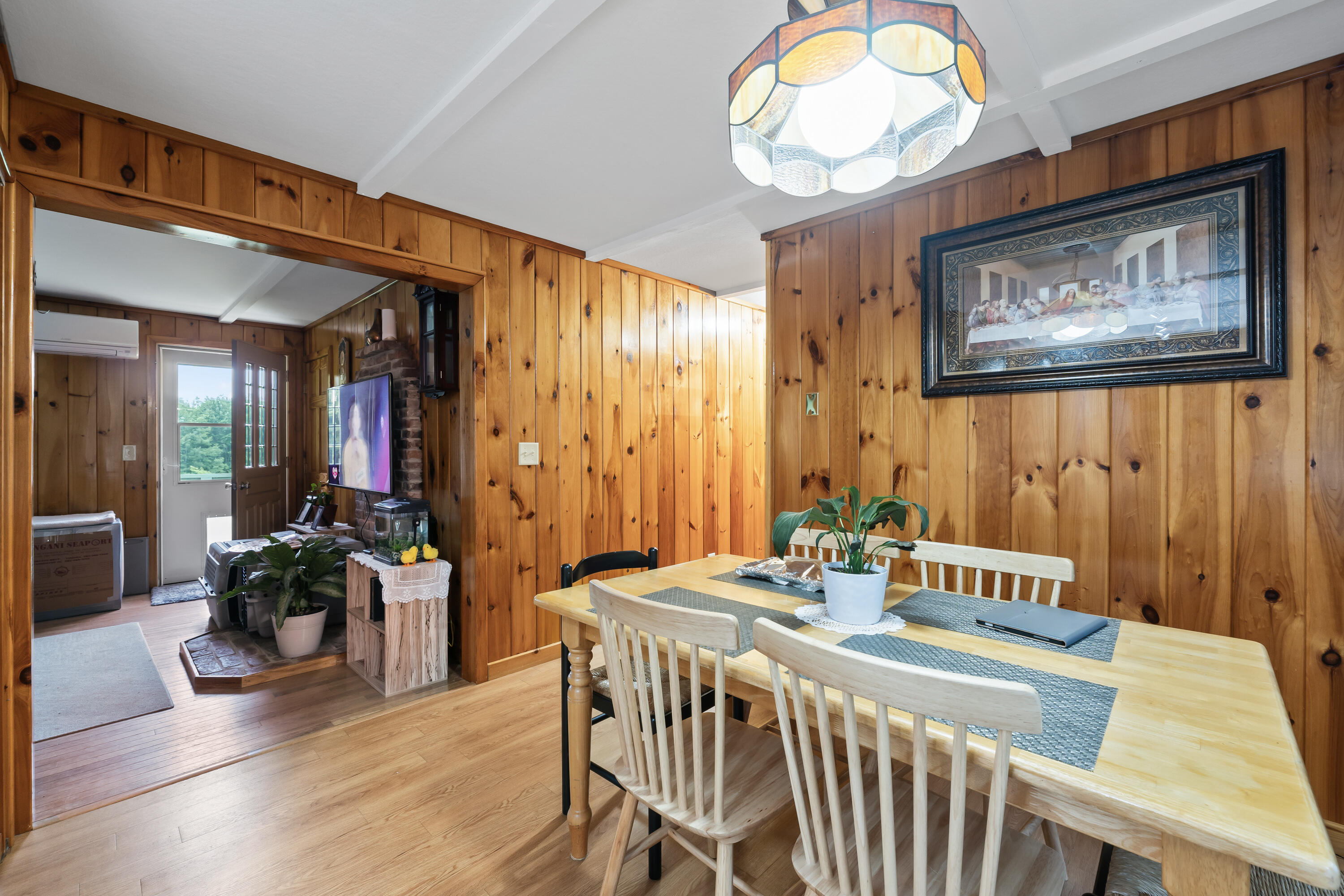 50 Kerns Hill Road