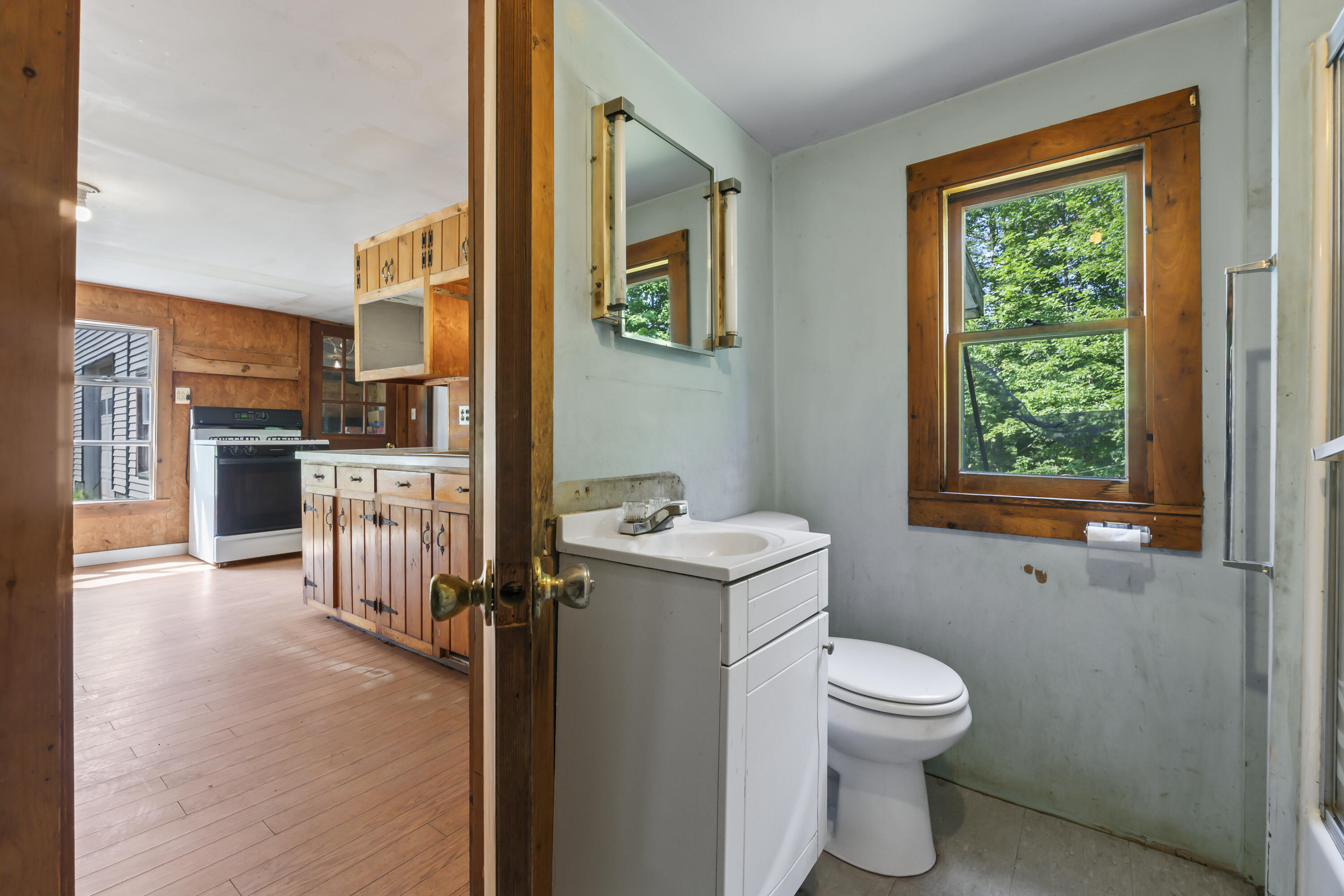 27 N Wayne Road