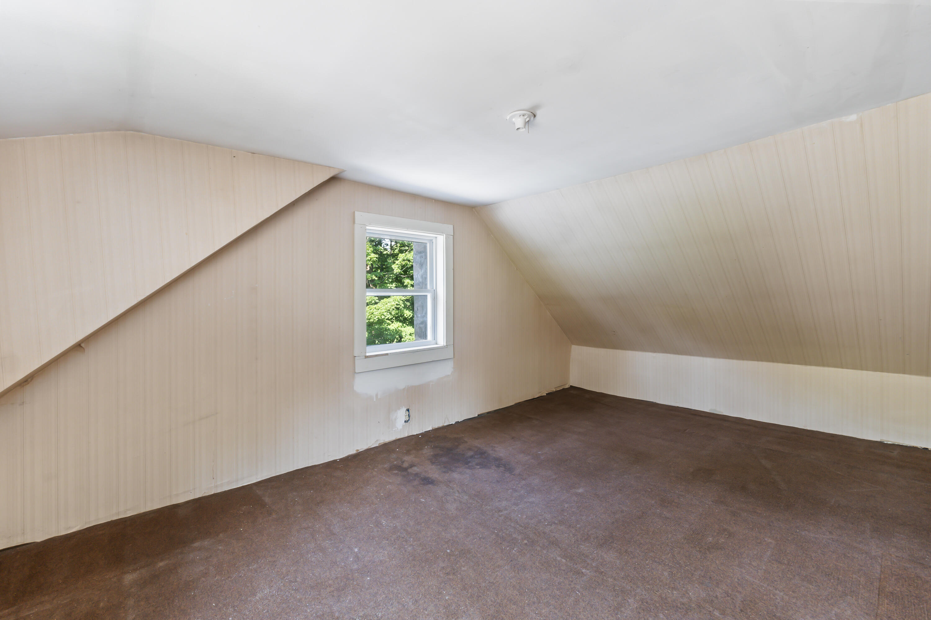27 N Wayne Road