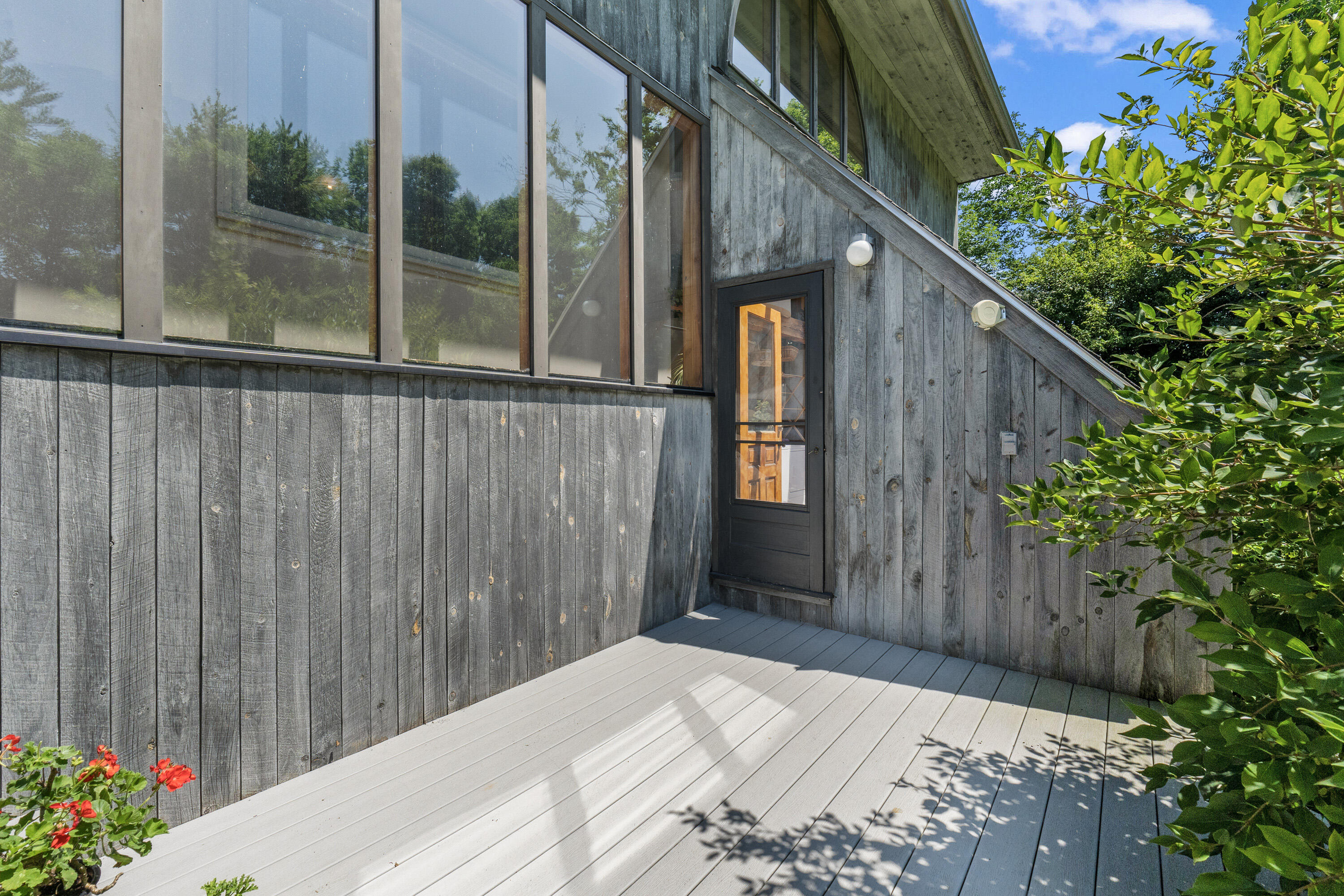 720 Pond Road
