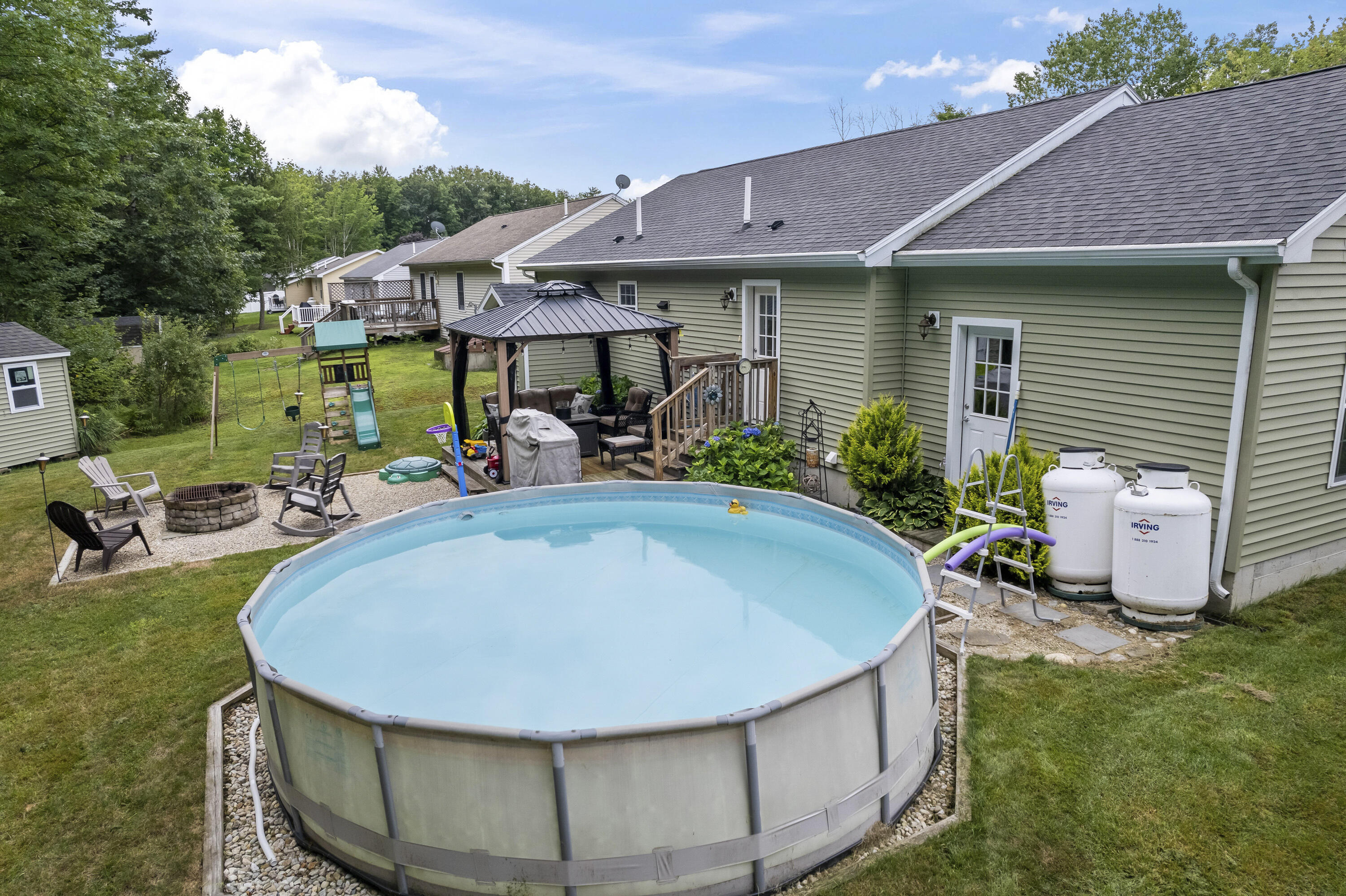 14 Fox Hollow Drive