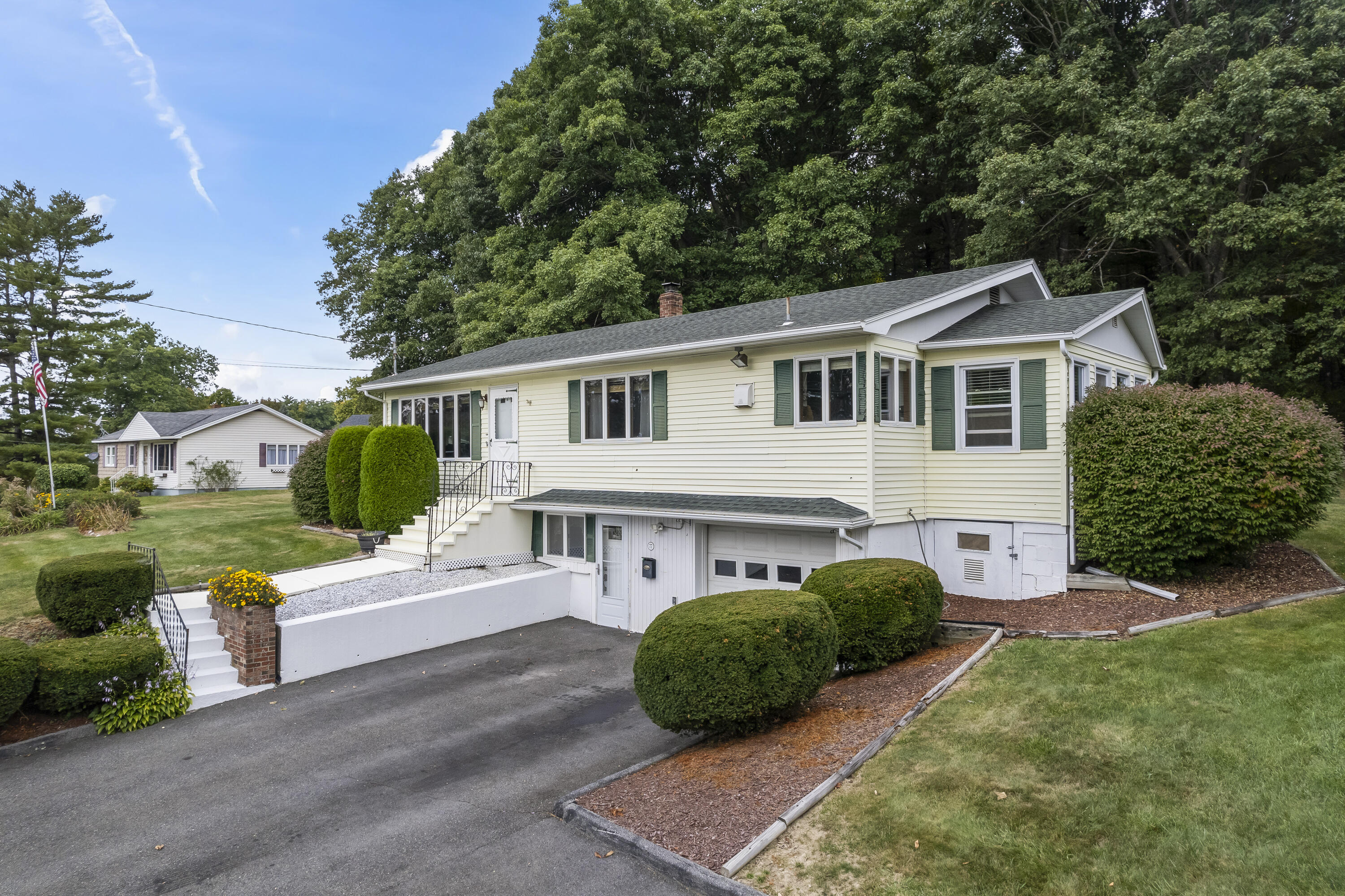77 Townsend Road