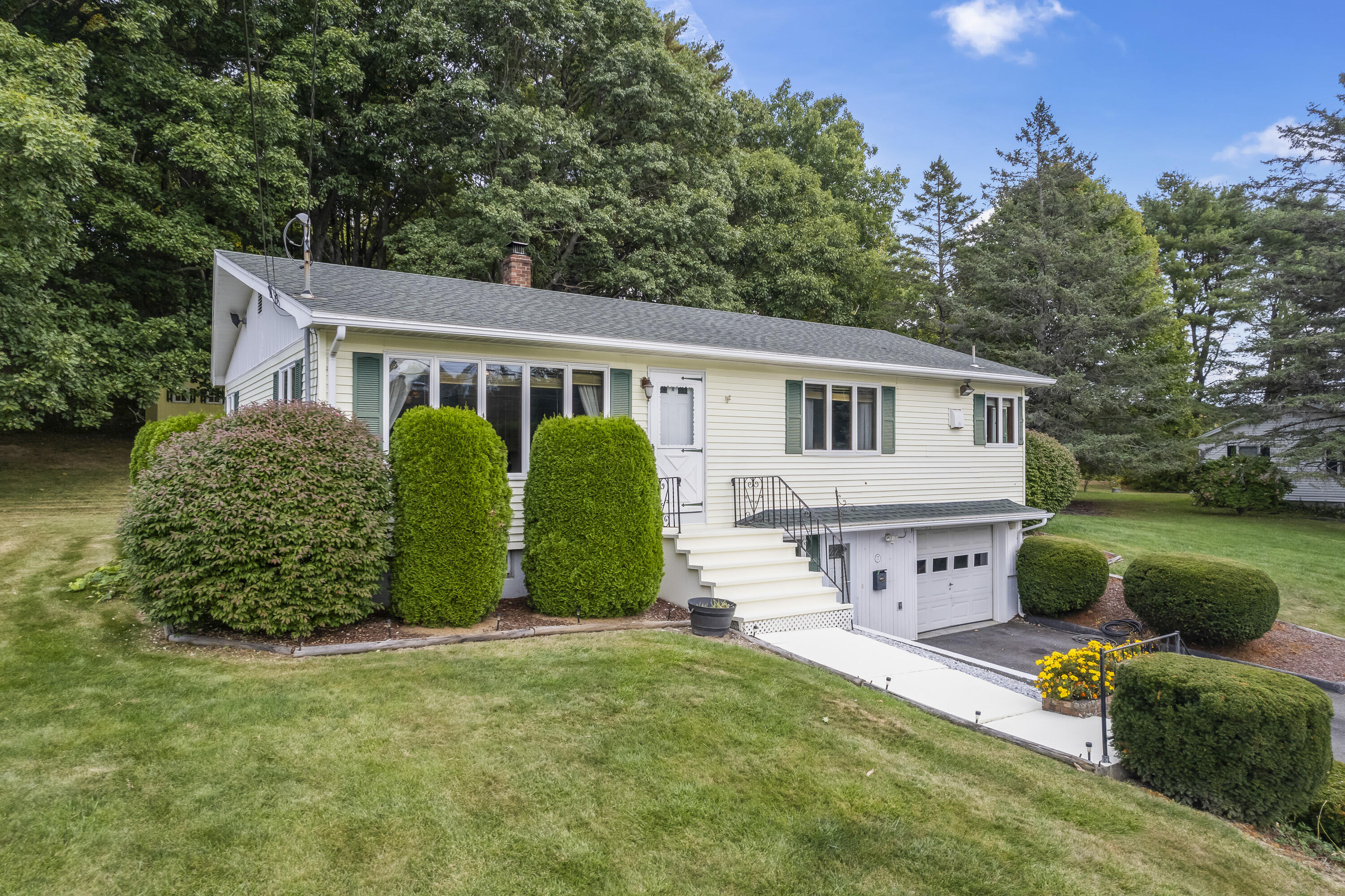 77 Townsend Road