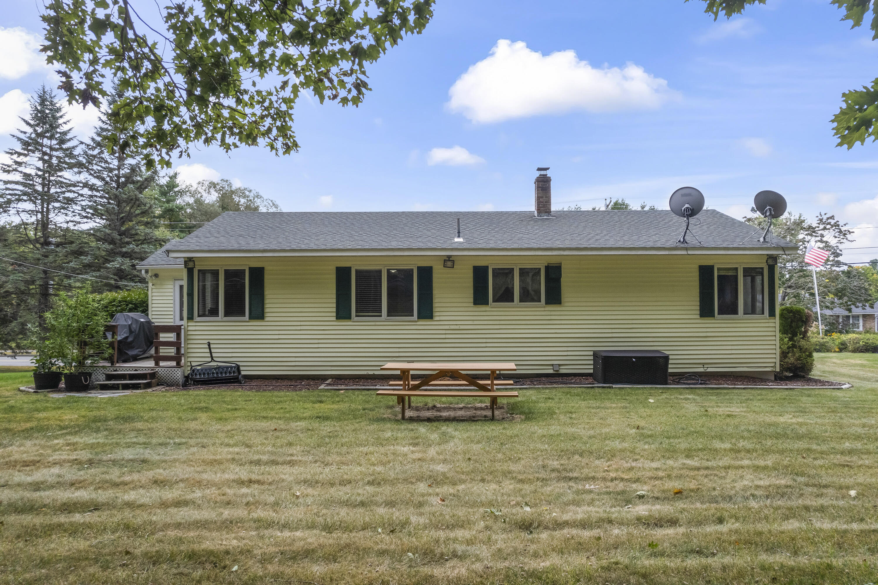 77 Townsend Road
