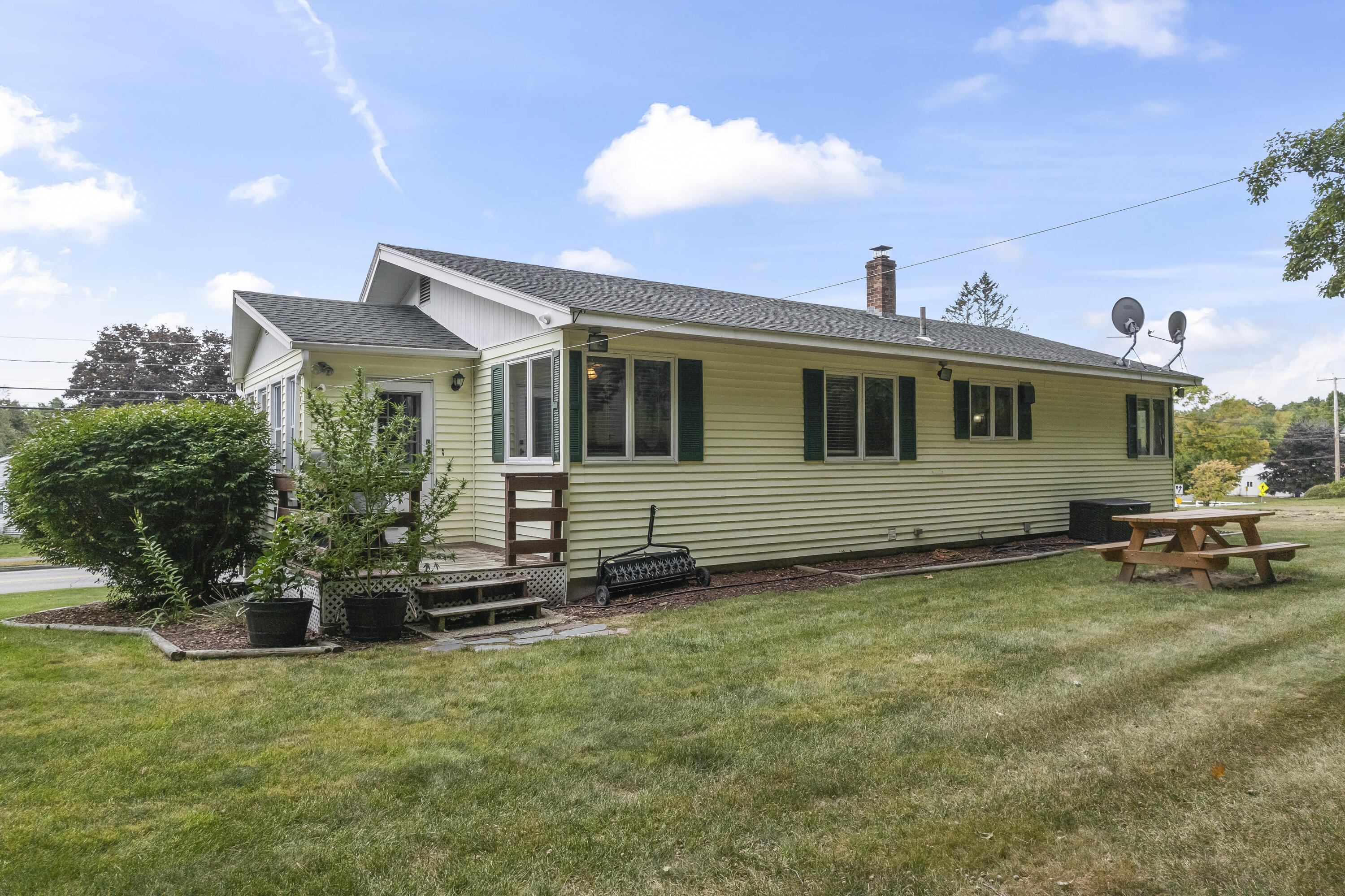 77 Townsend Road
