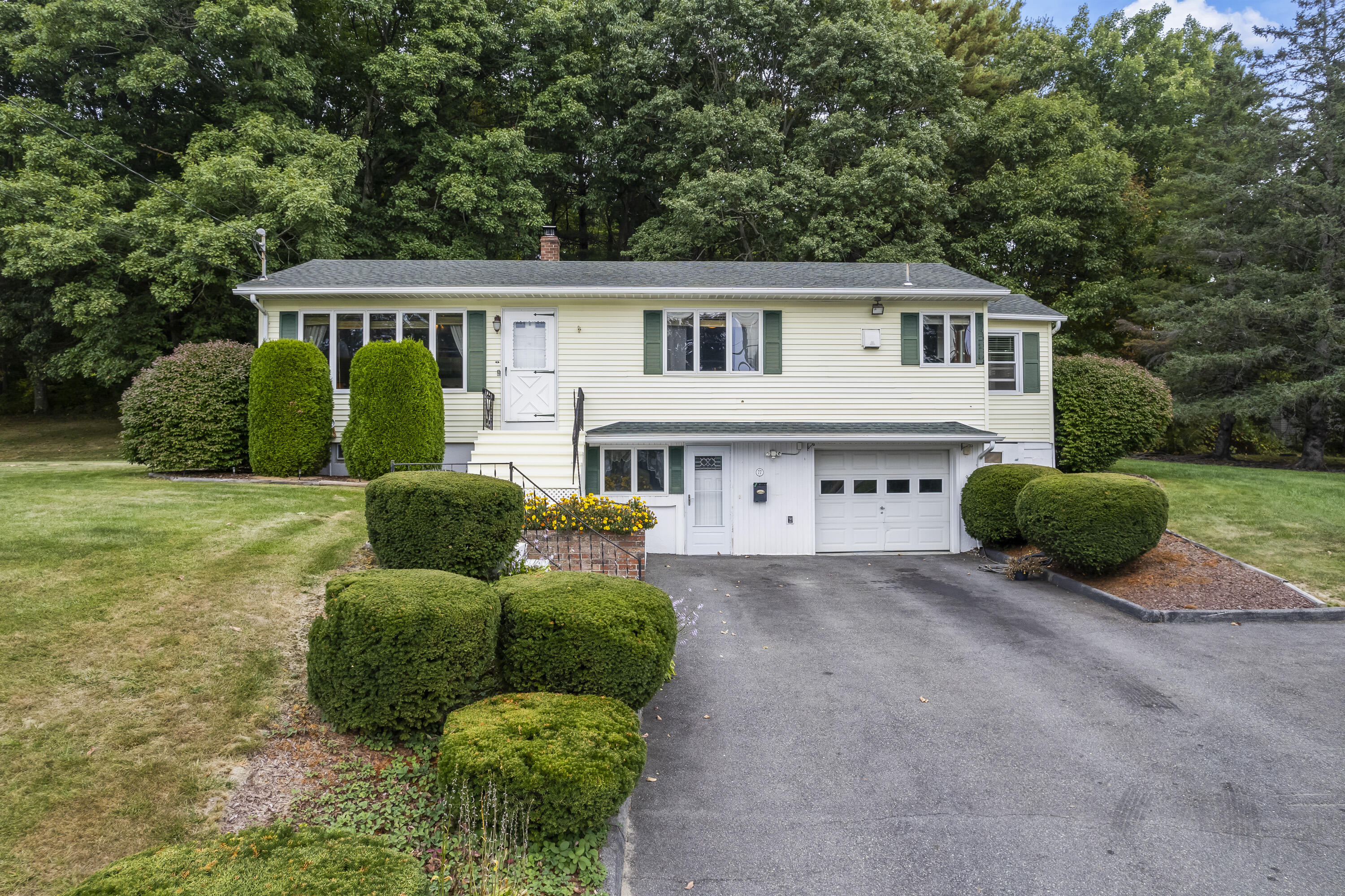 77 Townsend Road