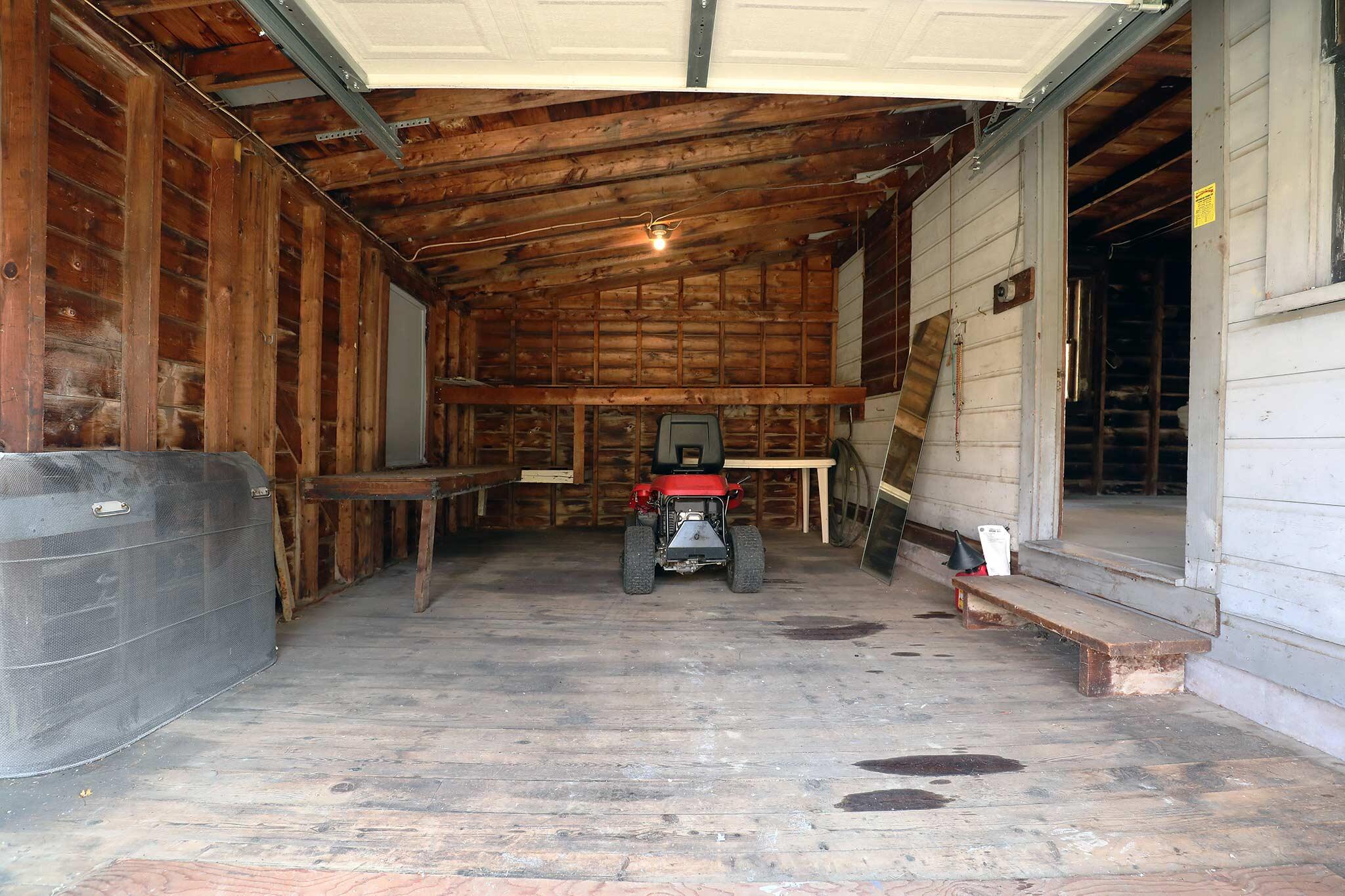 2055 N Belfast Avenue