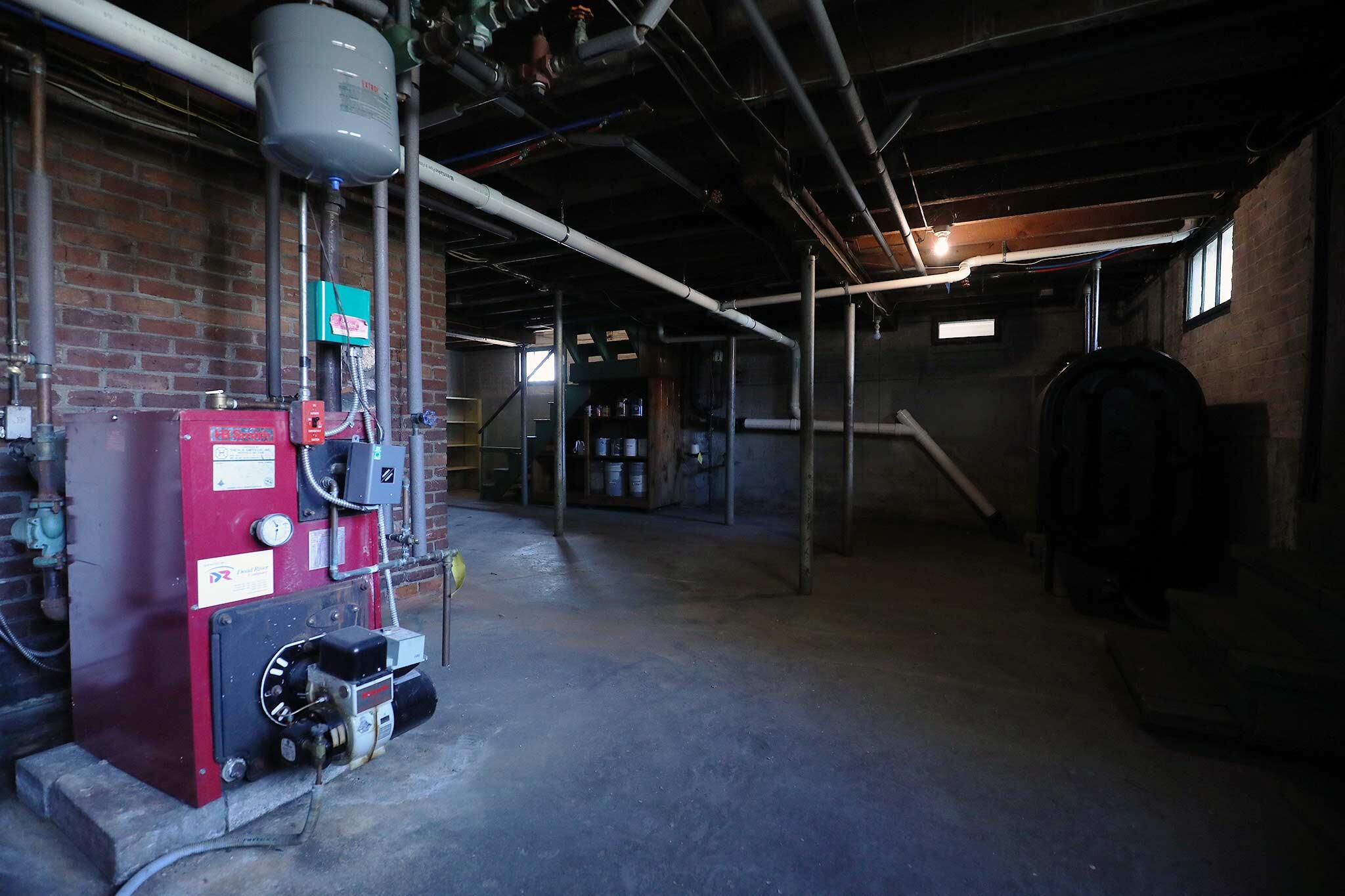 2055 N Belfast Avenue